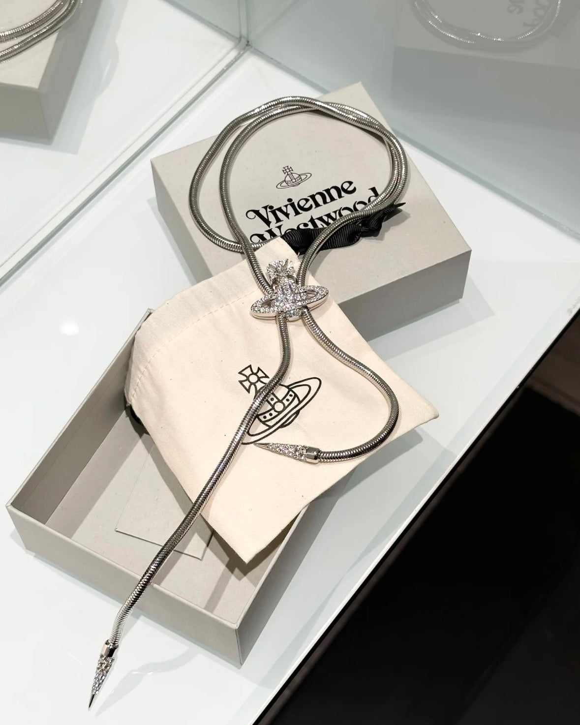 Vivienne Westwood Bolo Tie [Booking discounts include many styling