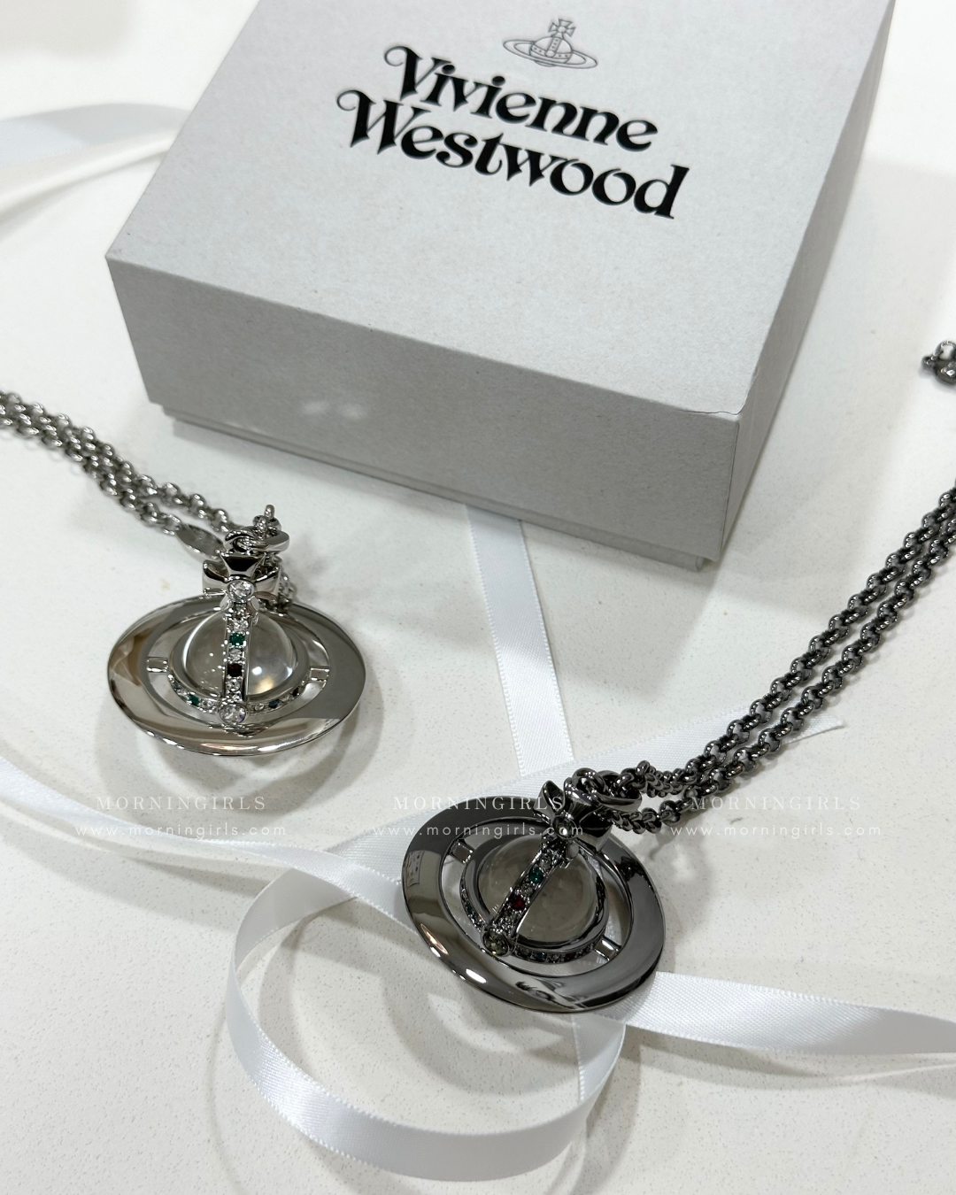 Vivienne Westwood ORB Pendant Crystal Necklace Large 大尺寸星球
