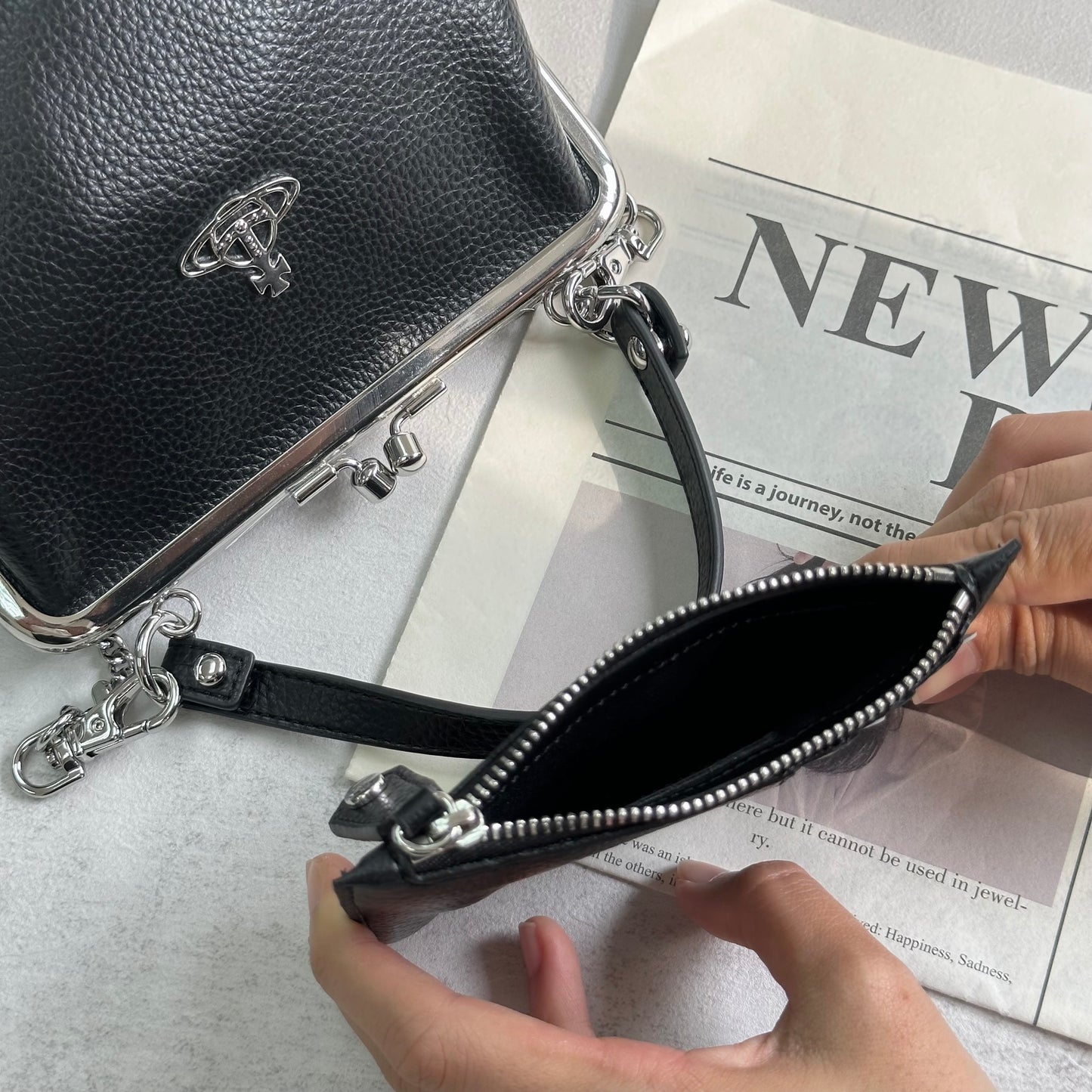 Vivienne Westwood Slim Long Cardholder Black Lychee Skin