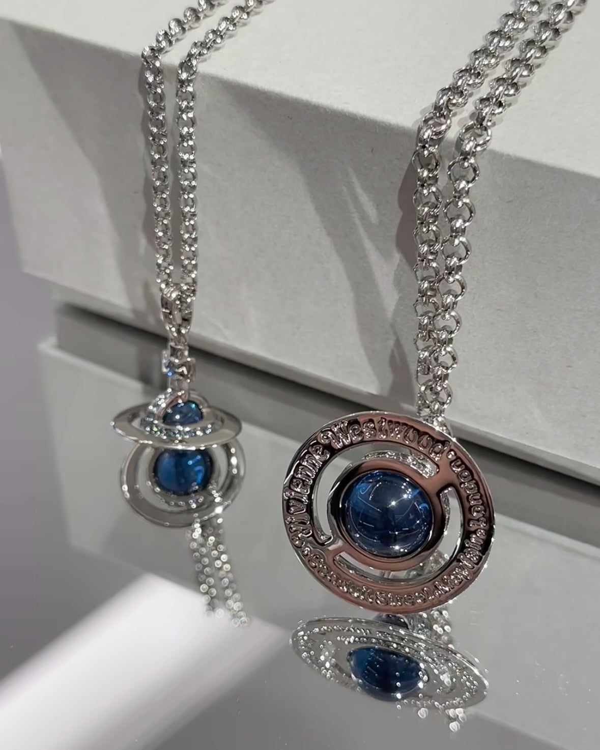 Vivienne Westwood ORB Pendant Crystal Necklace 牛仔藍長款