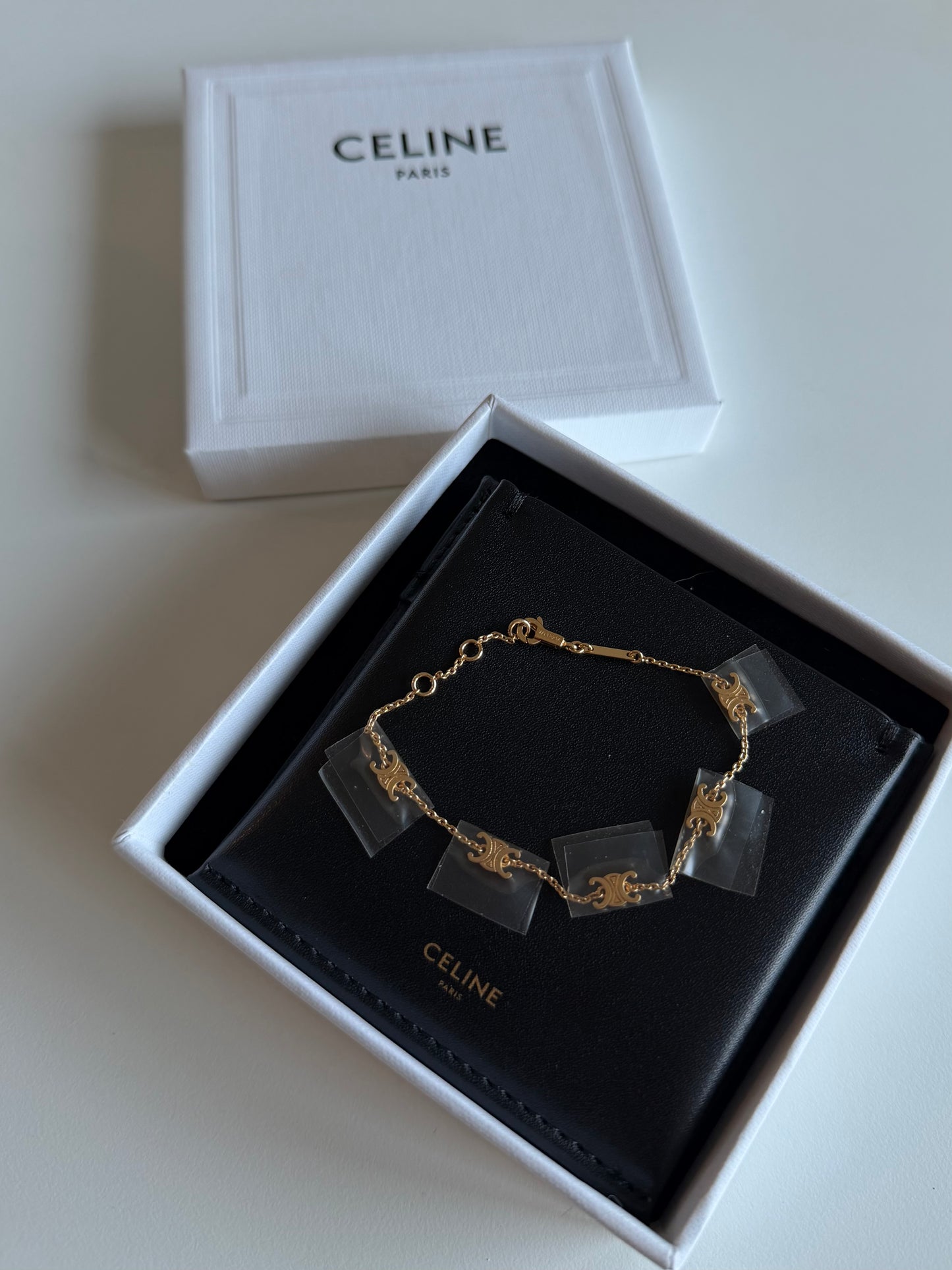 CELINE TRIOMPHE金色飾面迷你手鏈