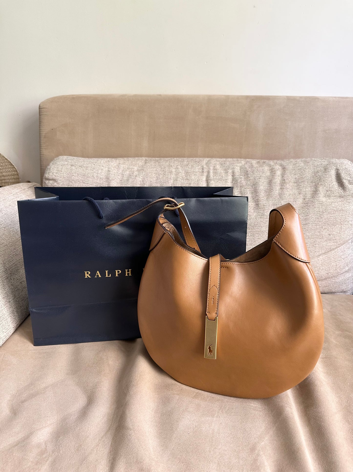 Polo ID Medium Leather Shoulder Bag