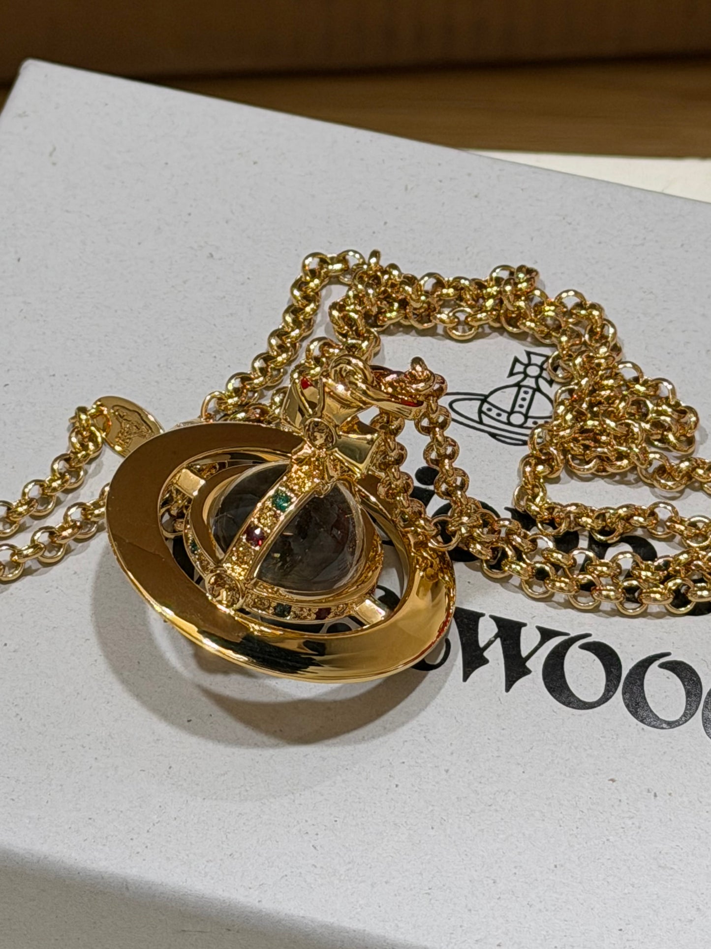 Vivienne Westwood ORB Pendant Crystal Necklace Large 大尺寸星球