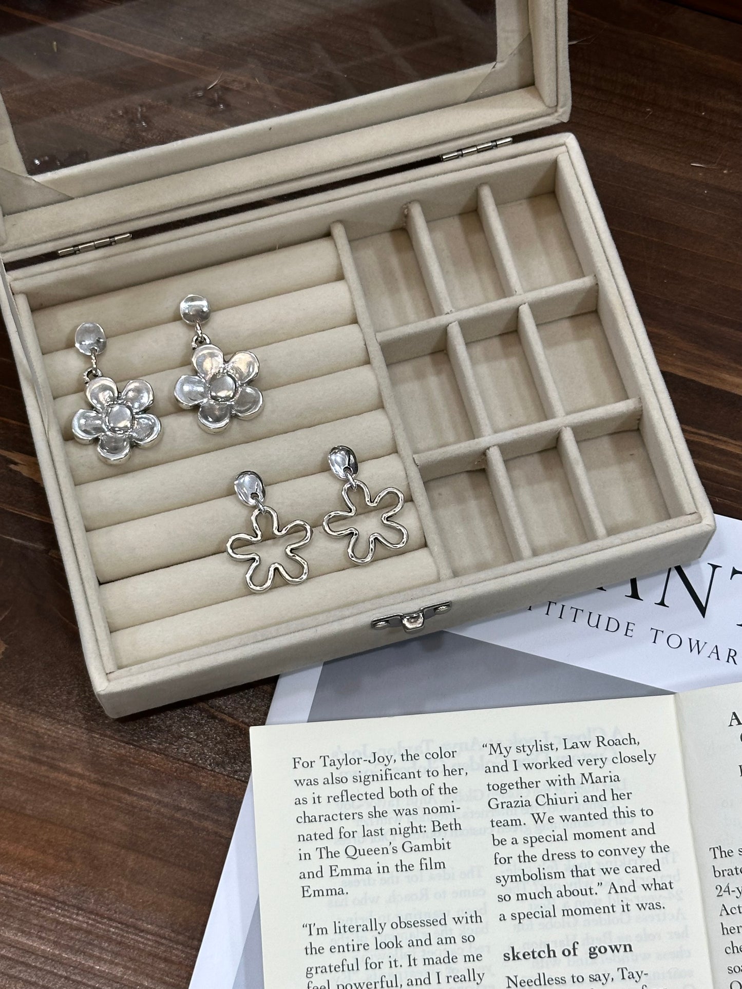 Otro Accesorio 西班牙手工飾物 - Flower Earrings