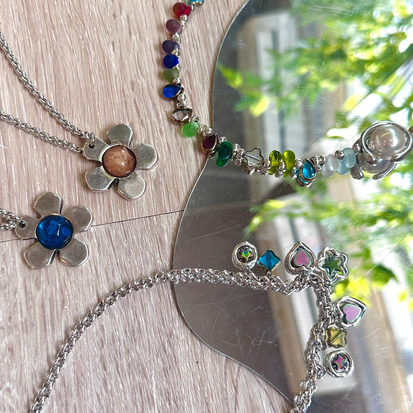 Otro Accesorio 西班牙手工飾物 - Flower Necklace 花花頸鏈
