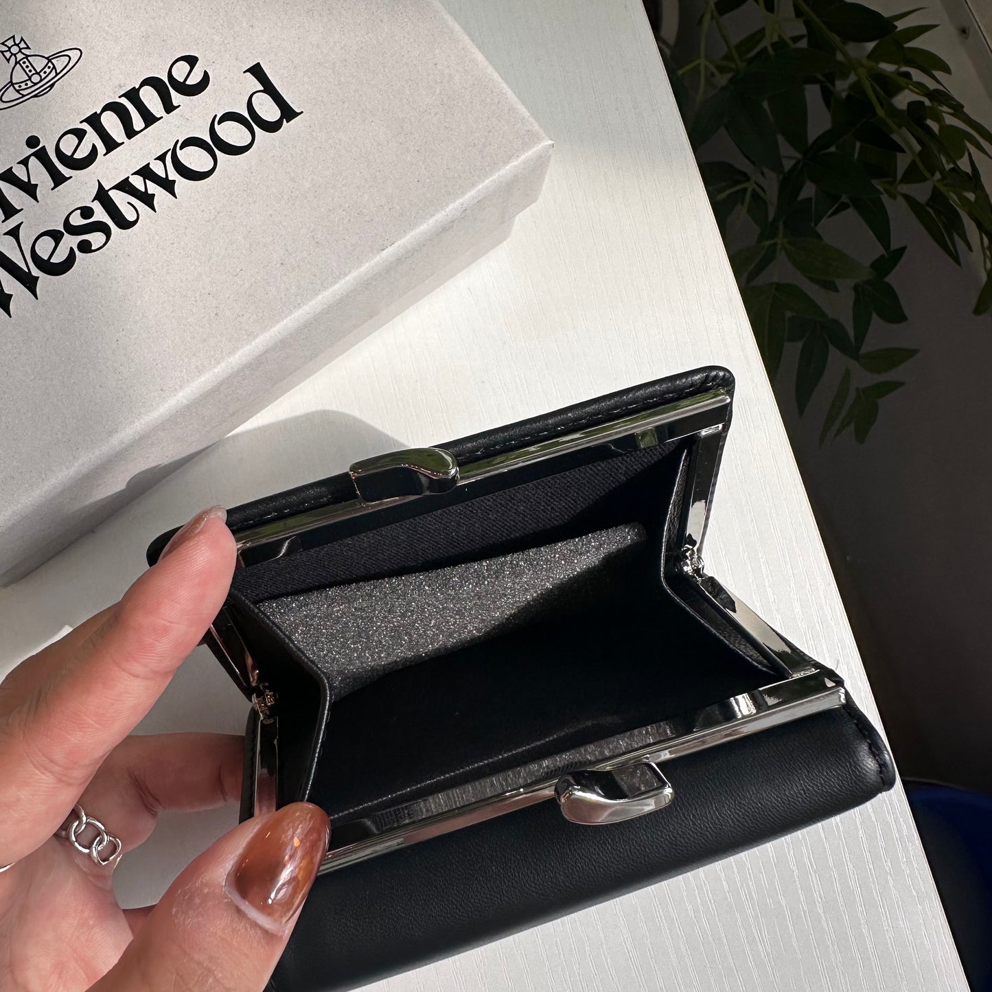Vivienne Westwood Nappa Wallet 藍土星小羊皮