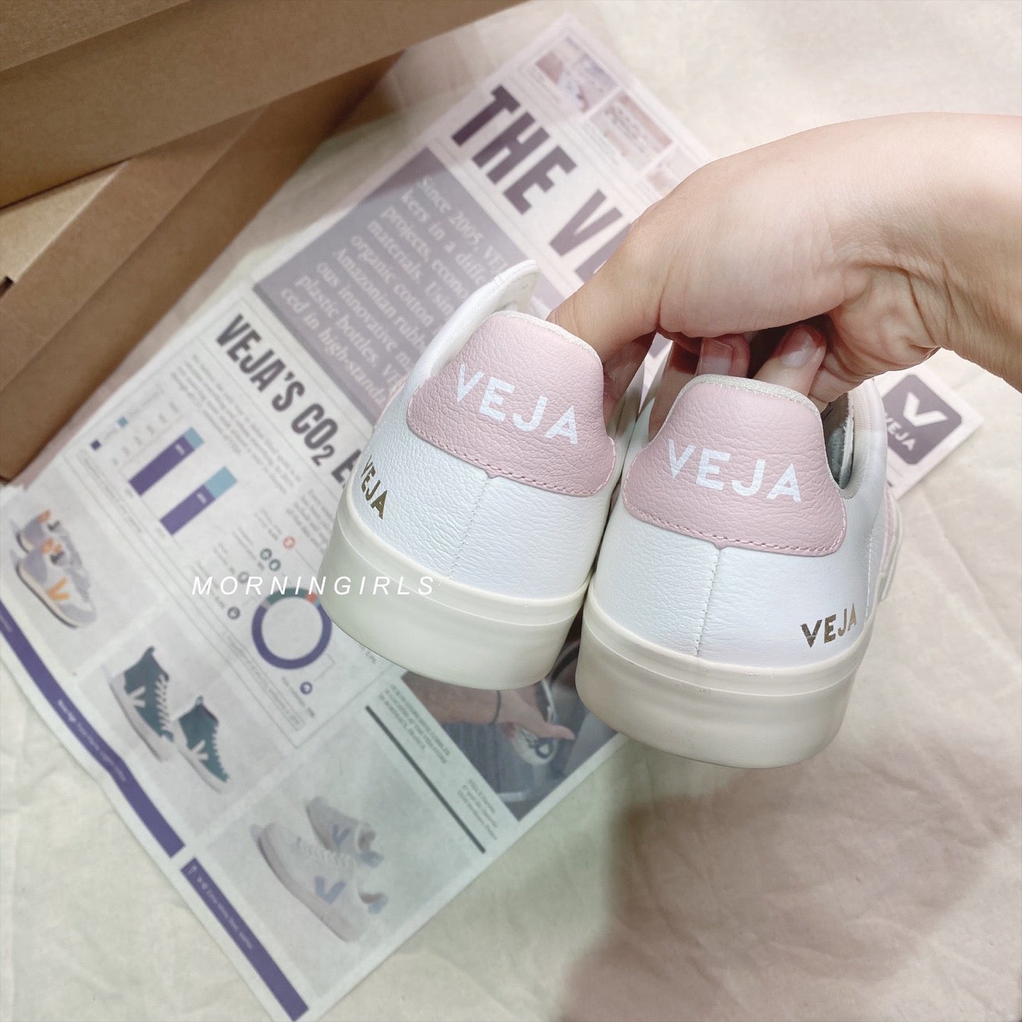 VEJA French white shoes Campo cherry blossom pink
