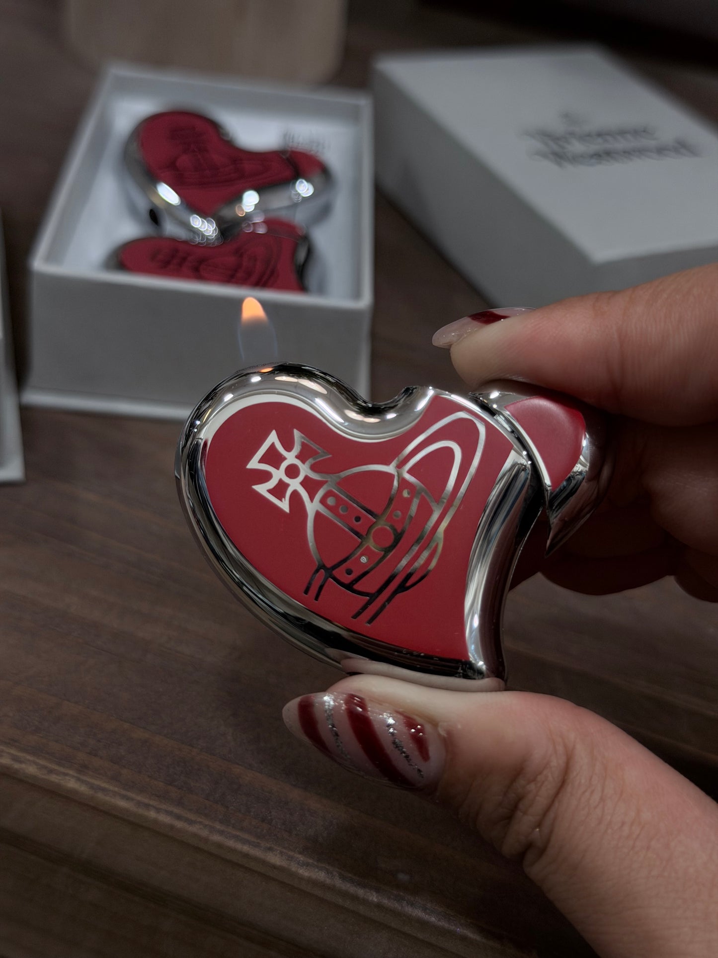 Vivienne Westwood 日本限定金屬鏡面心形打火機 最新限量金銀粉紅配色［限時新品優惠中 9/1晚上準時截單!］