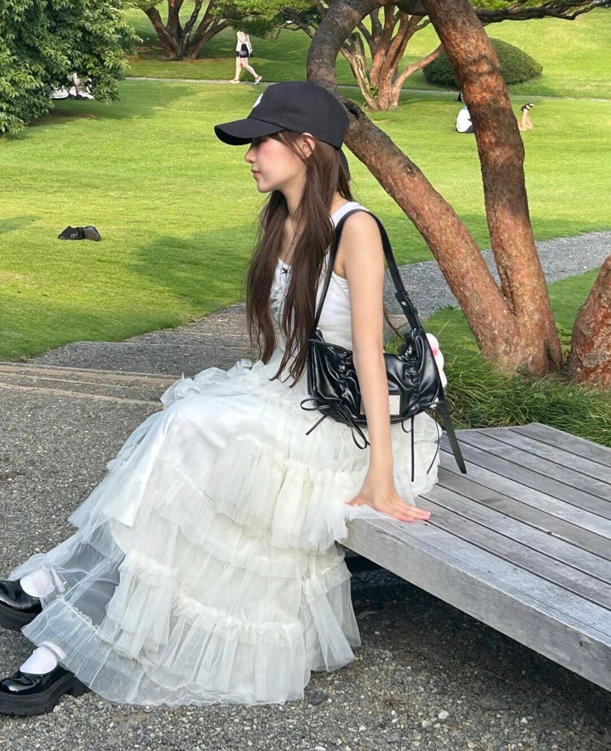 Matin Kim Half Shirring Ribbon Round Bag 最新韓國選物🇰🇷柔褶蝴蝶結半月袋［超熱賣甜酷風 肩帶可調節2用! 粉紅粉藍最新上架］