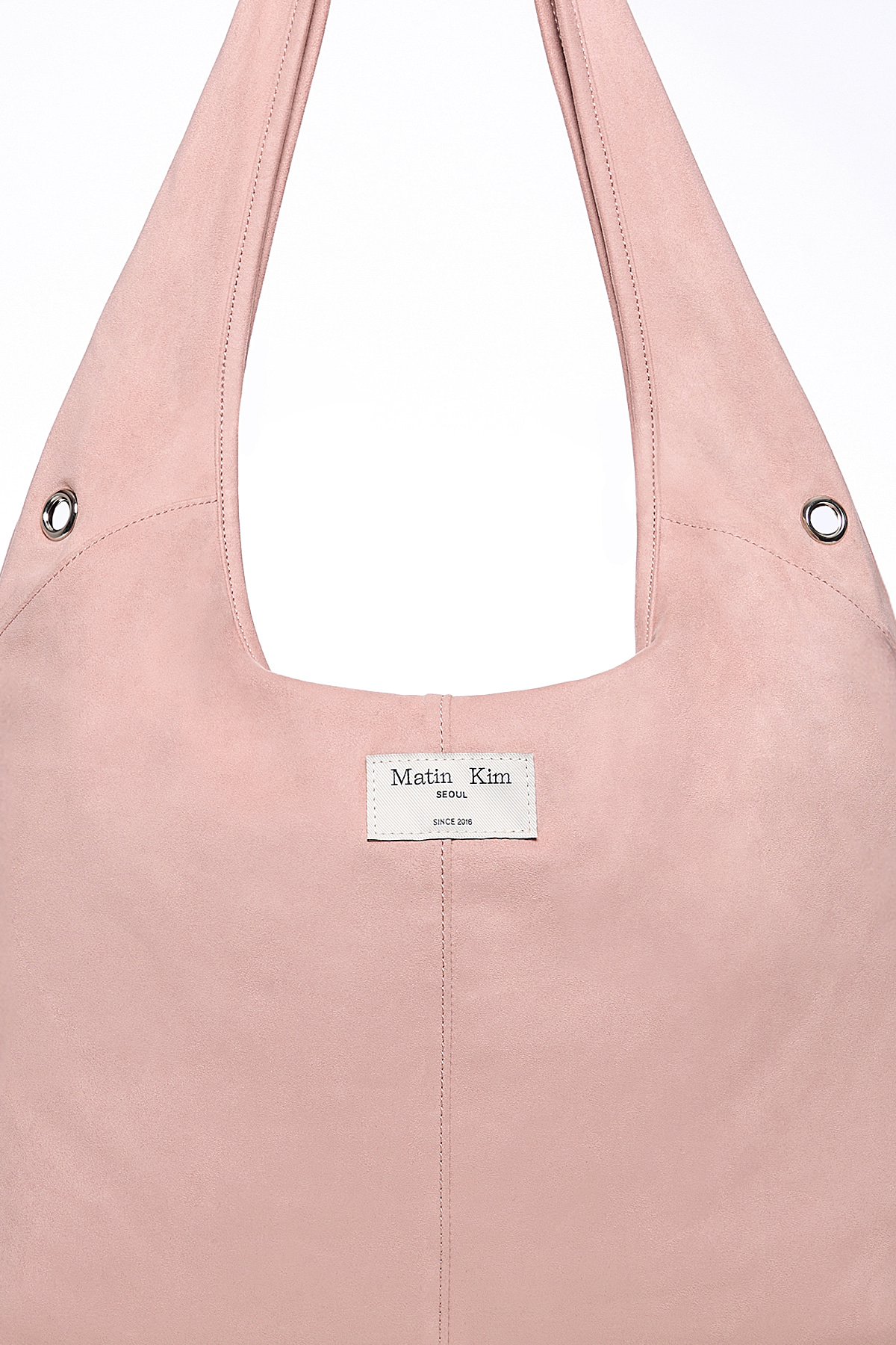 最新韓國選物🇰🇷 Matin Kim Logo Point Suede Round Ecobag 刺繡 Logo 麂皮圓弧肩背袋￼［麂皮柔順 圓弧簡約大方！］