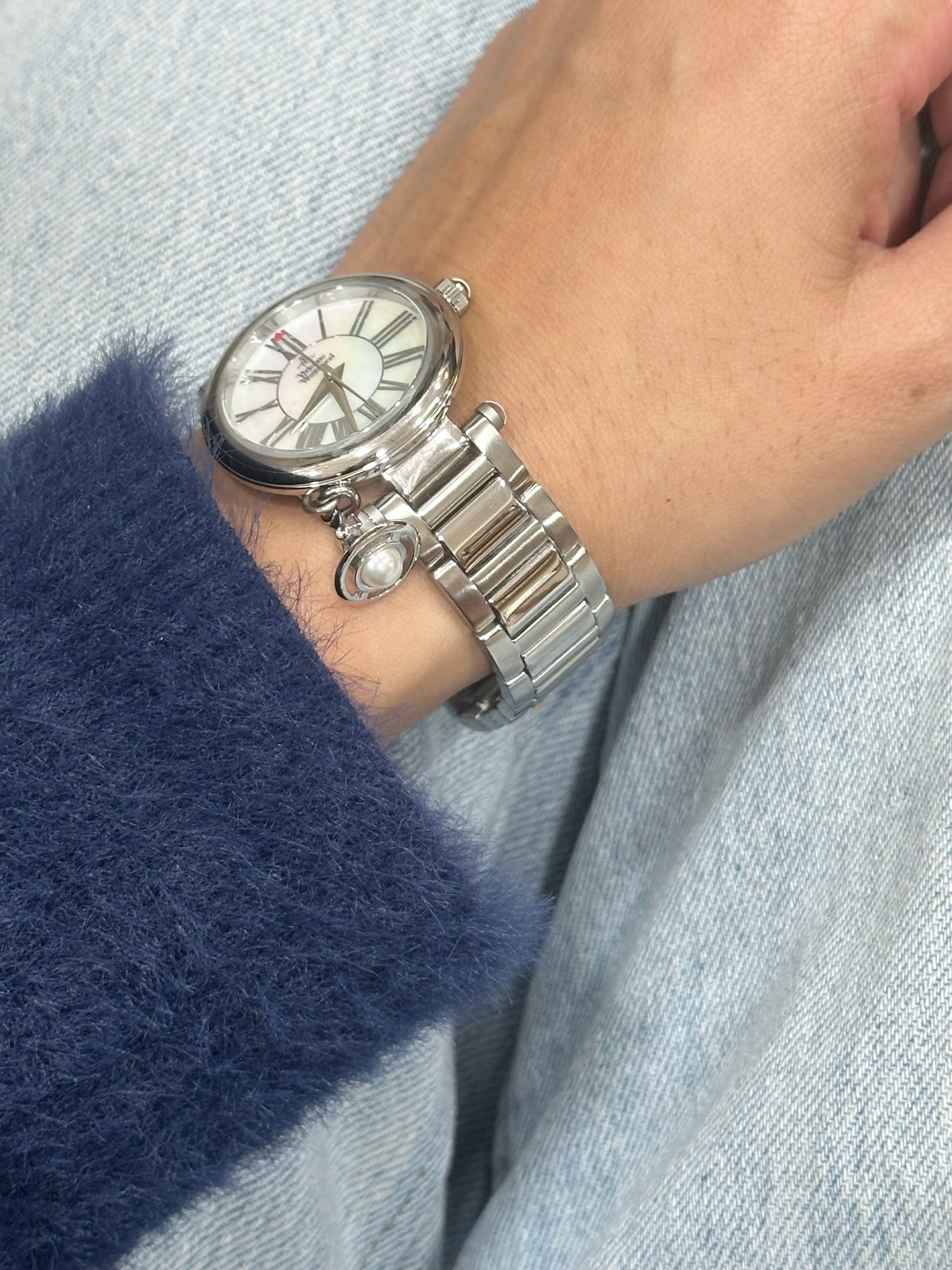 Vivienne Westwood Mother Orb Watch 32mm [超可愛連小吊墜] – morningirls