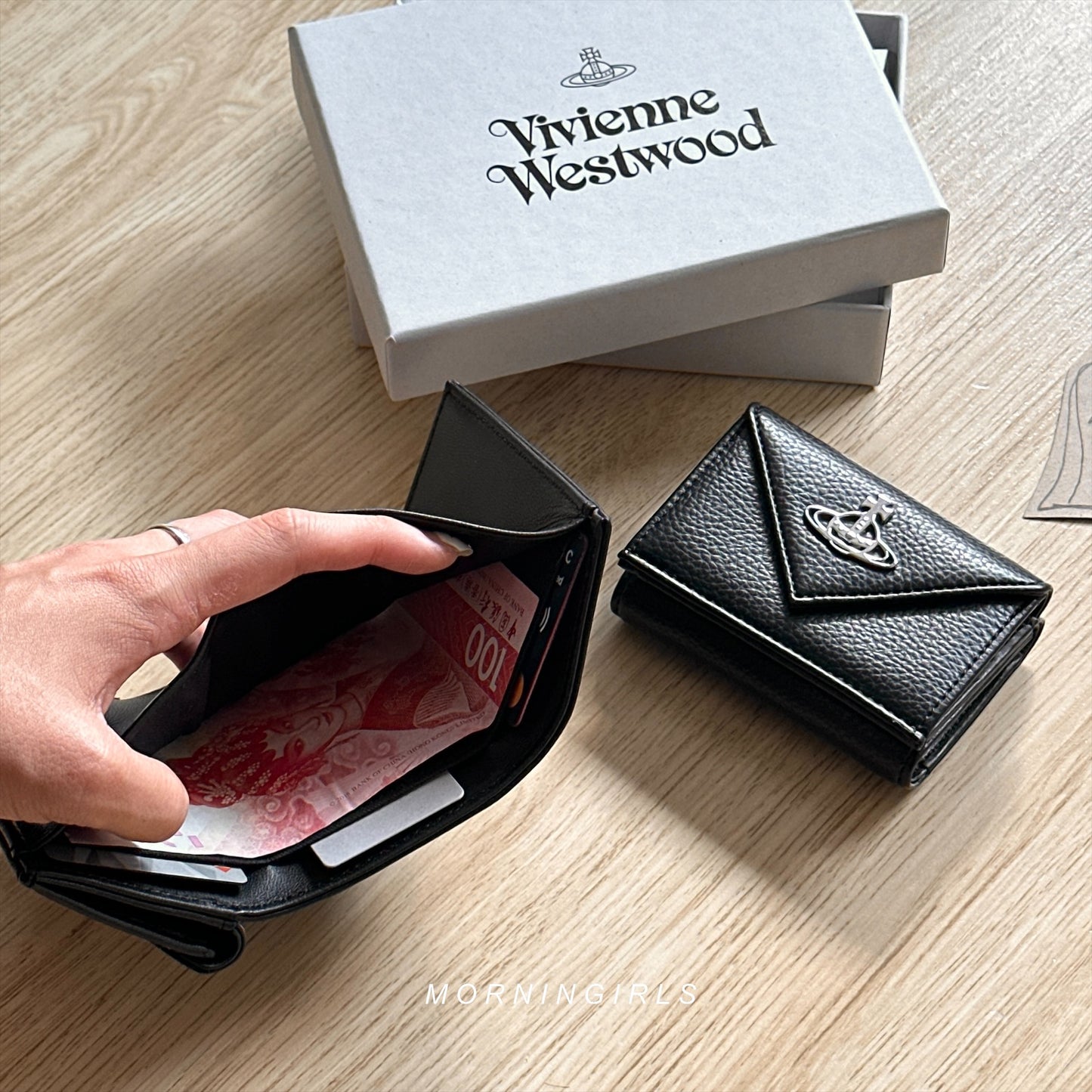 Vivienne Westwood Envelope Mini Wallet 掌心小銀包 [所有款式季末優惠中!]