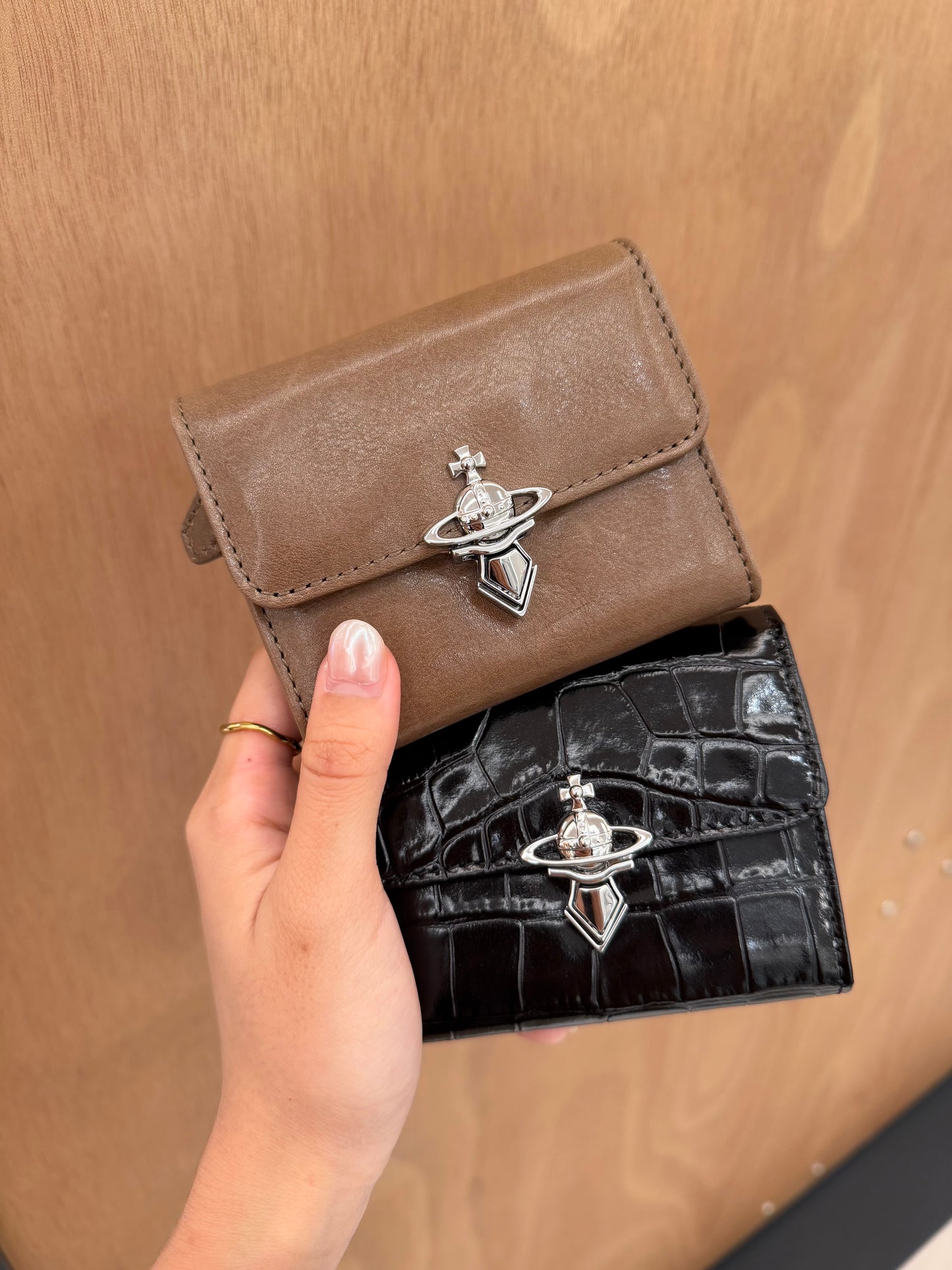 Vivienne Westwood Orb Clasp Wallet [2026最新限定銀包]