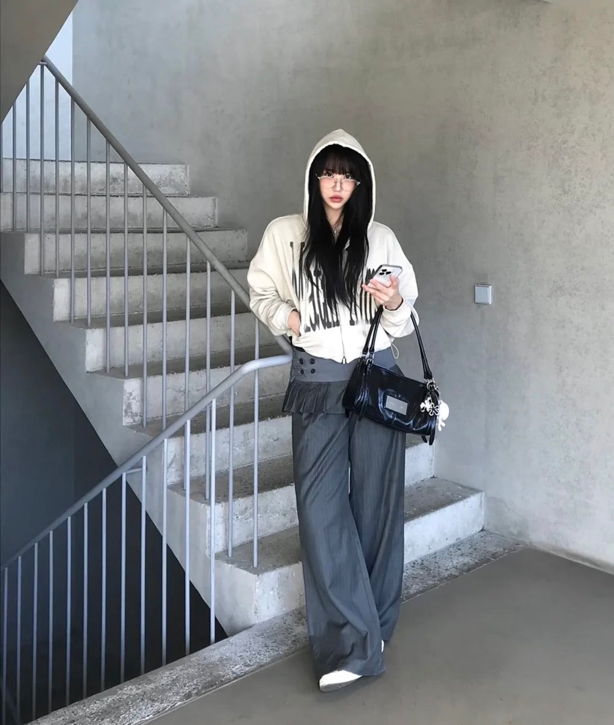 Matin Kim Buckle Strap Shoulder Bag 韓國選物🇰🇷皮帶扣圓筒單肩袋［個性街頭風］