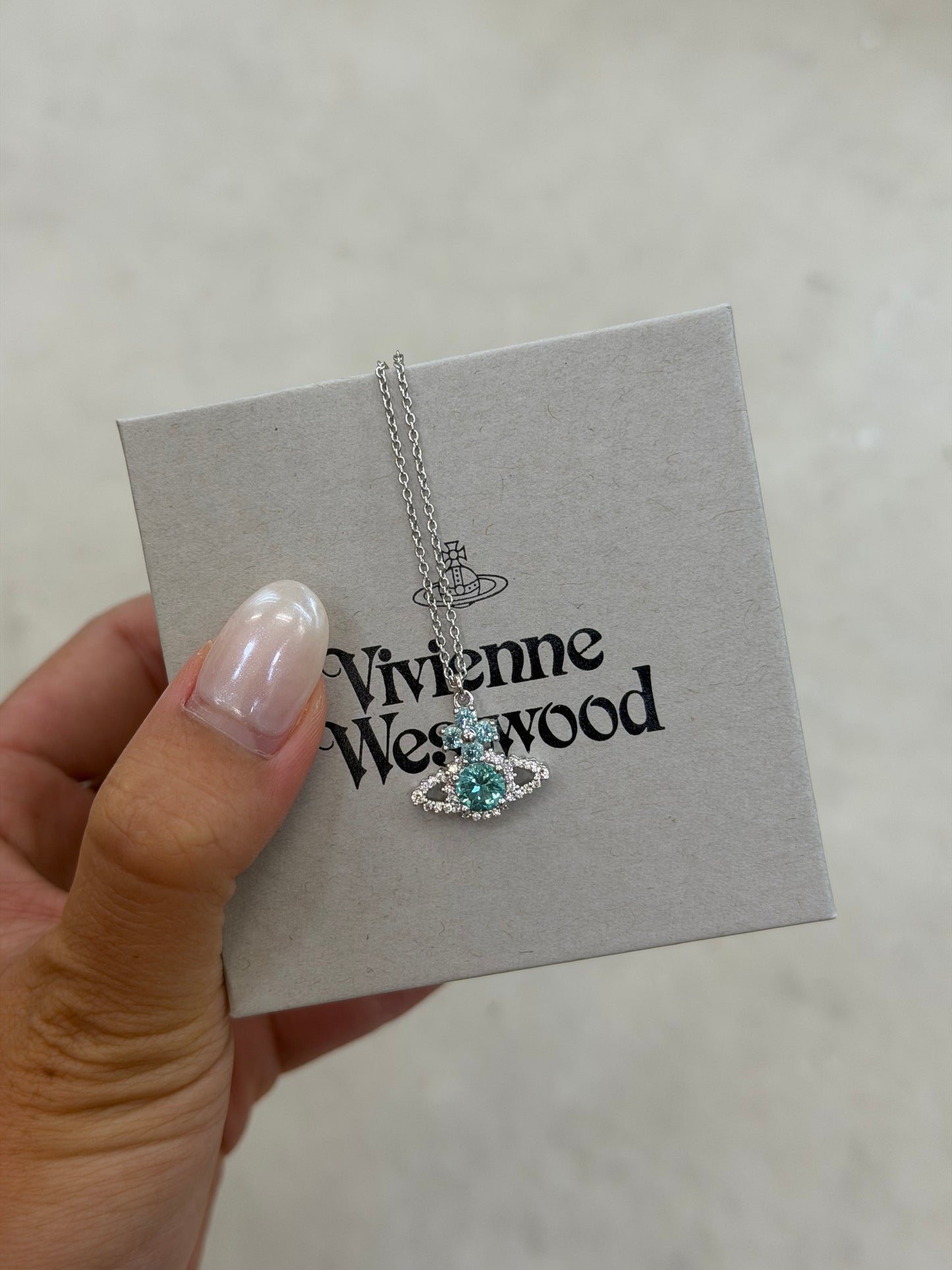 Vivienne Westwood Valentina Necklace 花花粉鑽項鍊 [最新2026冰川藍優惠中 BABYMONSTER Ahyeon同款⁺˳✿⏦₊]