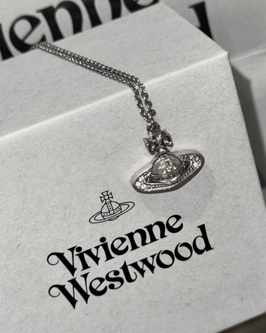 Vivienne Westwood Pina Small Bas Relief Pendant Necklace [最新上架性價比超高]