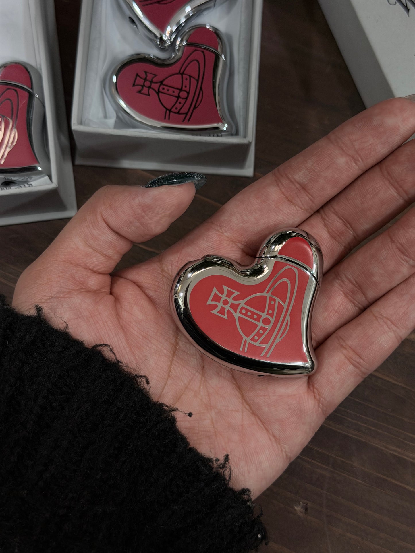 Vivienne Westwood 日本限定金屬鏡面心形打火機 最新限量金銀粉紅配色［限時新品優惠中 9/1晚上準時截單!］