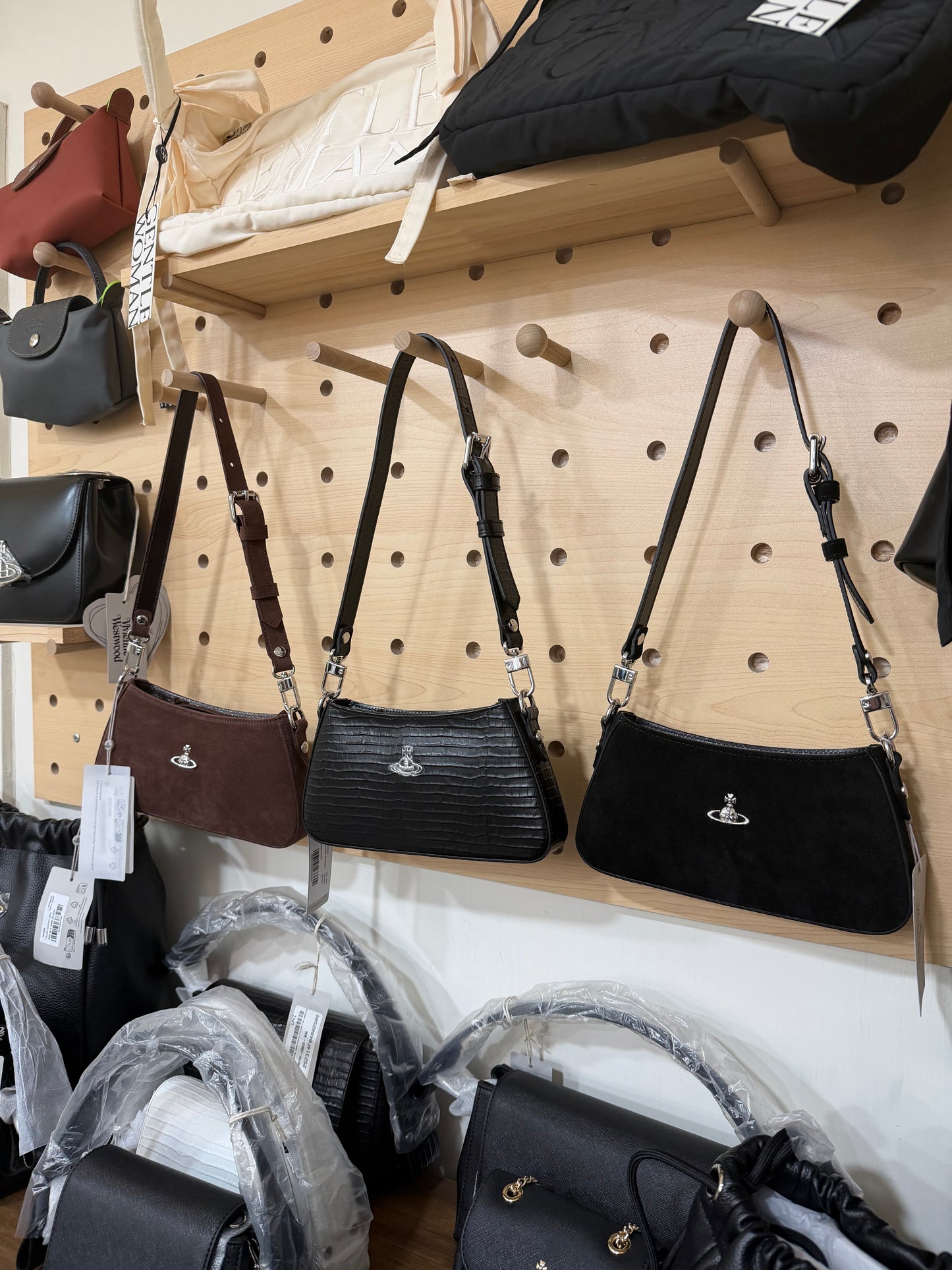 Vivienne Westwood Shoulder Bag 最新腋下袋 [現貨發售中!]