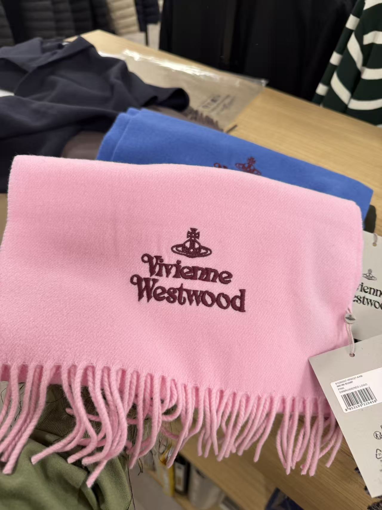Vivienne Westwood Embroidered Logo Scarf (100% wool) [White, in stock, Japanese version, made in Italy!] 