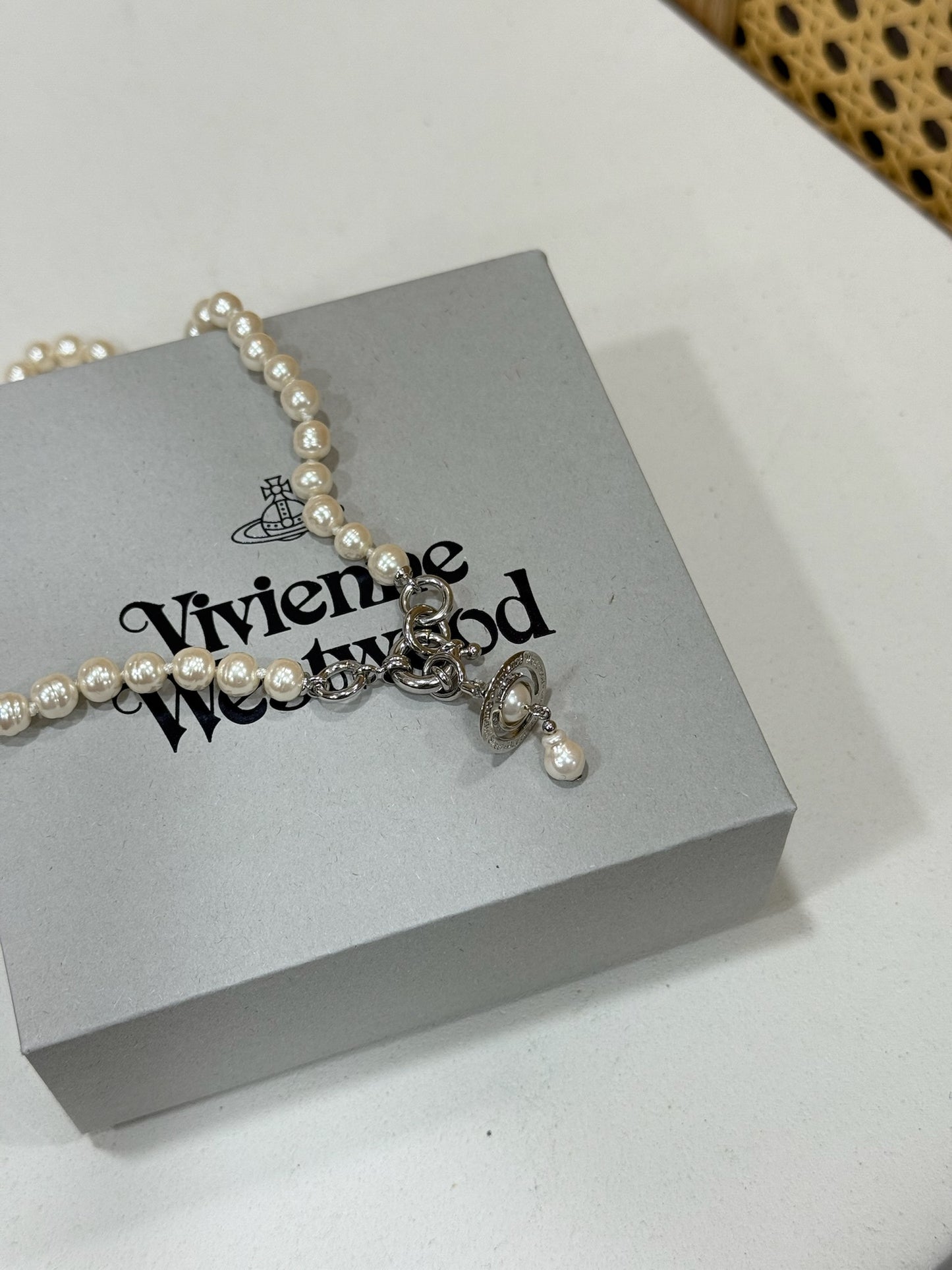 Vivienne Westwood Aleksa Pearl Choker 巴洛克水滴珍珠 [最新上架! 超級美! 超限量優惠現貨!]