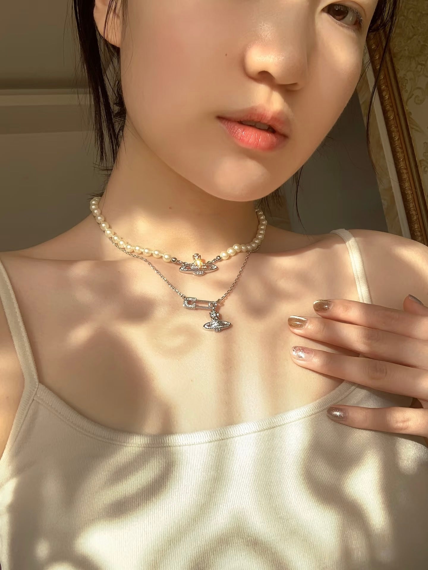 Vivienne Westwood Mini Bas Relief Pearl Choker [全現貨發售中!]
