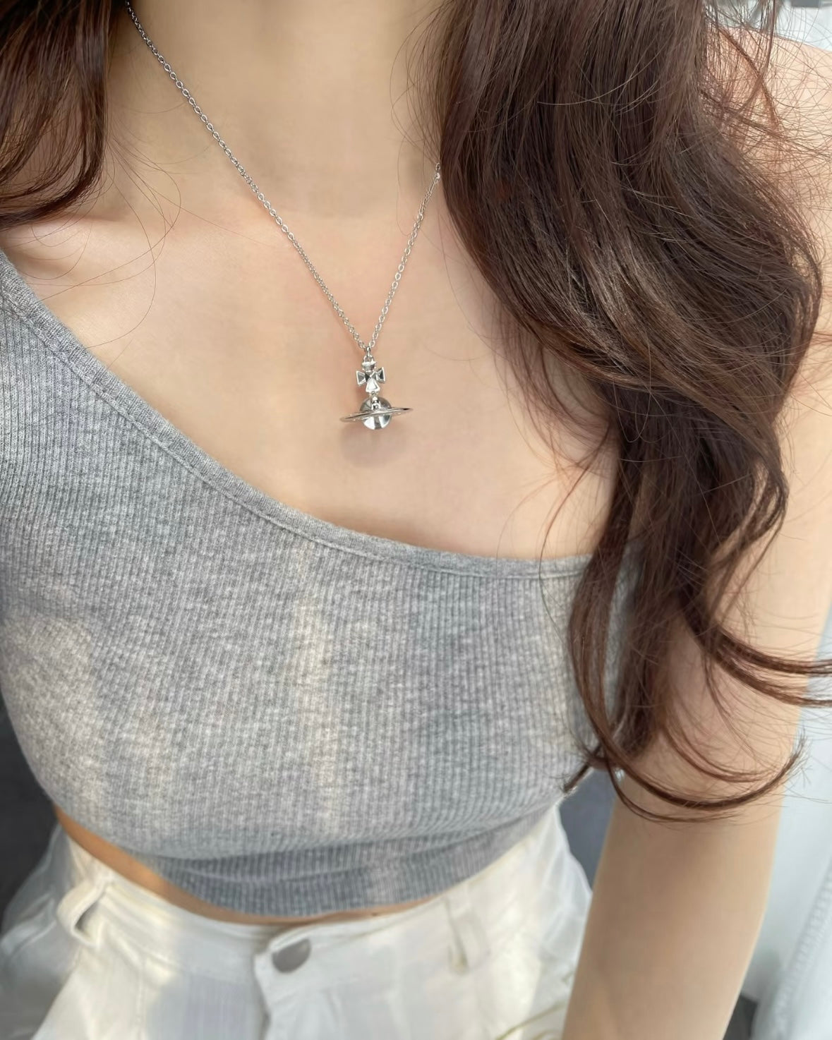 Vivienne Westwood Pina ORB Necklace Medium [Clear White Diamond