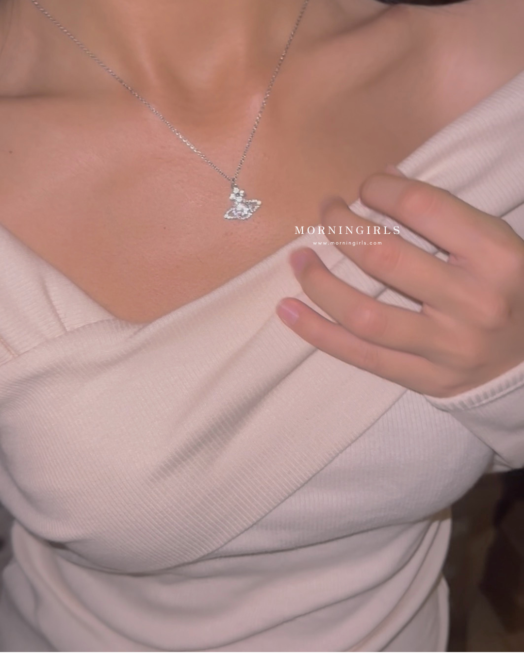 Vivienne Westwood Valentina Necklace 花花粉鑽頸鏈 [今季最新花花粉鑽頸鏈‎⁺˳✿⏦₊]