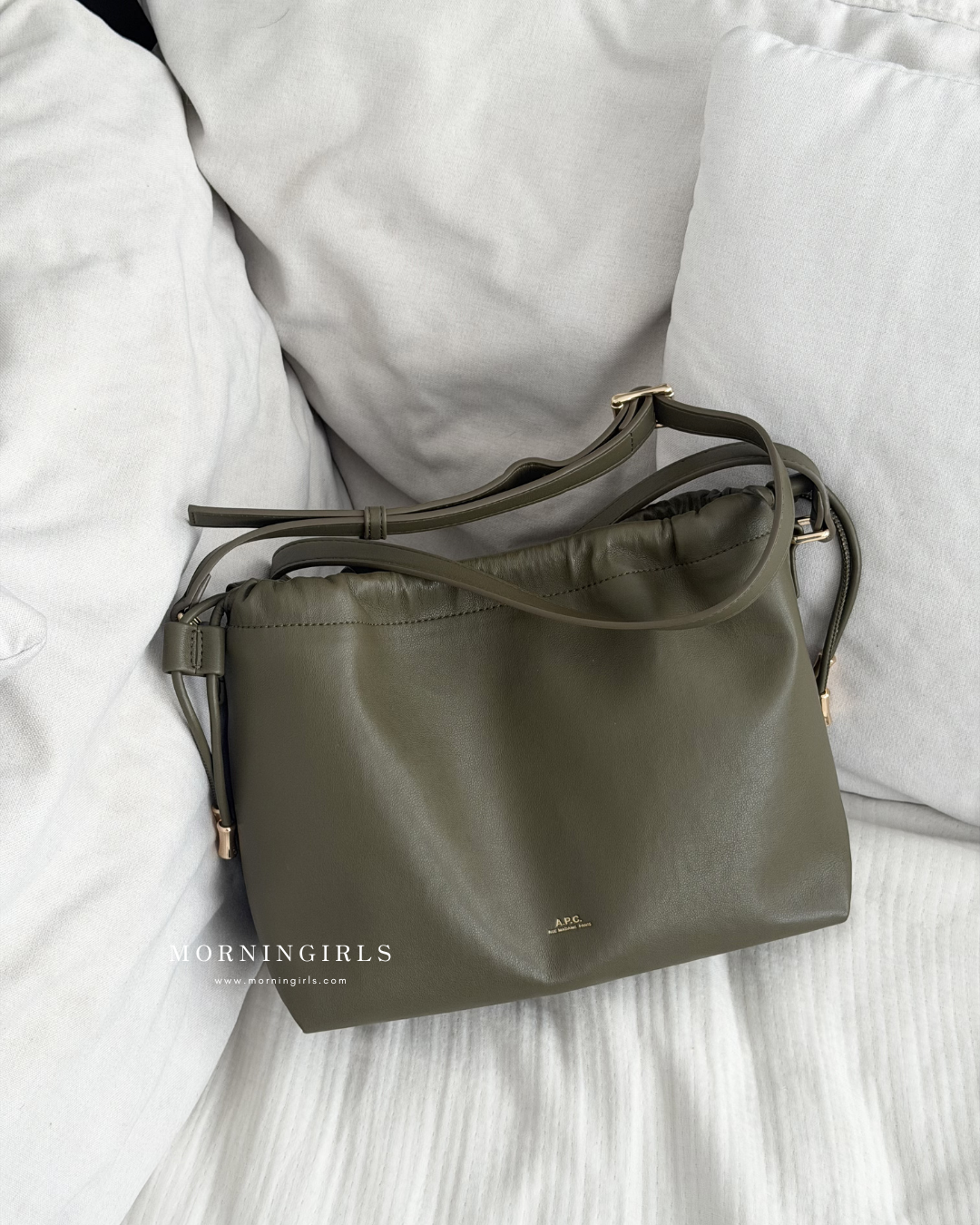 A.P.C. Ninon Bag [限定灰綠輕身大容量]