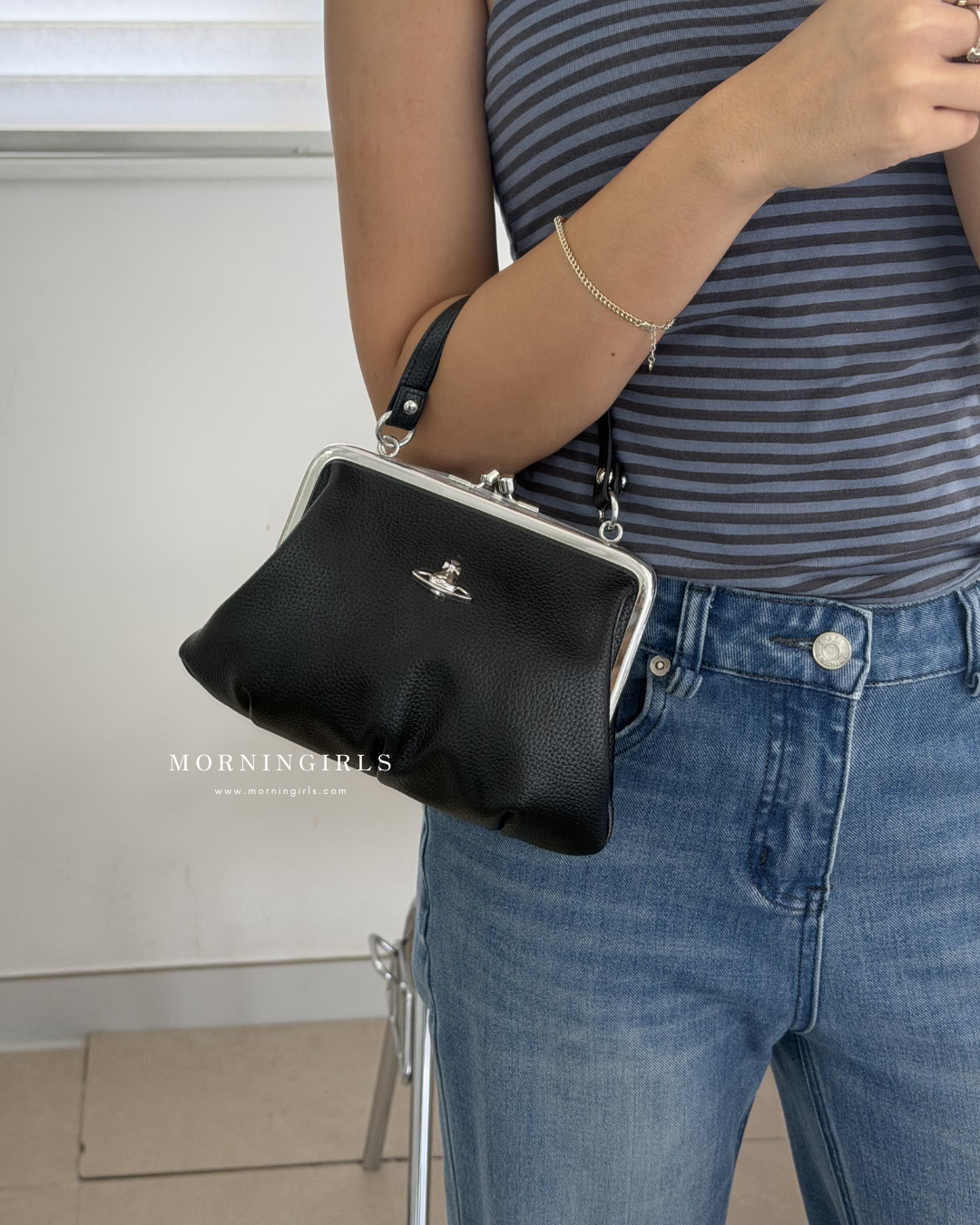 Vivienne Westwood Granny Frame Purse classic dumpling bag black lychee leather