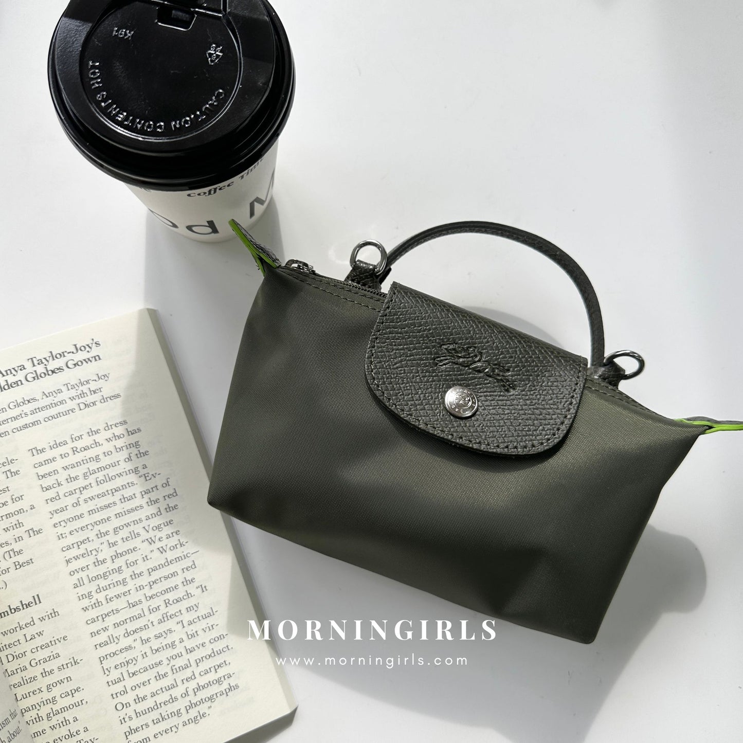 LONGCHAMP Le Pliage Pouch With Handle ［石墨灰超限量補貨!配肩帶+$60］