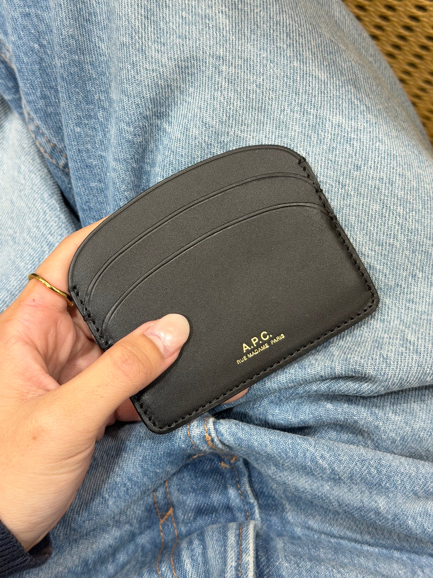 A.P.C. Demi-Lune 半月 Cardholder