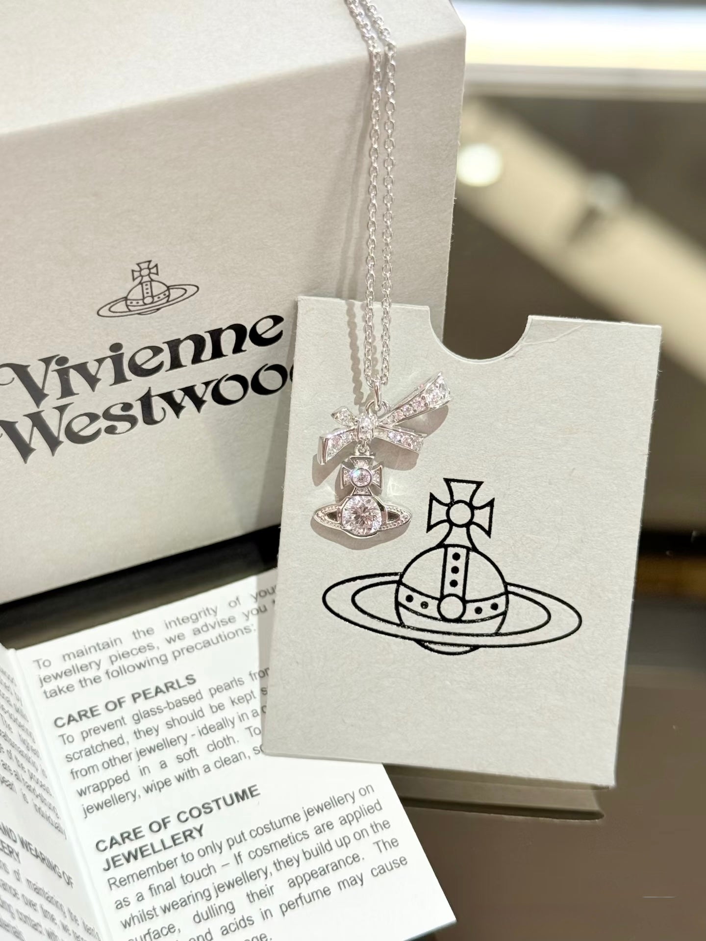 Vivienne Westwood Angelique Pendant Necklace 可愛蝴蝶結星球 925純銀 [最新上架 頸鏈手鏈耳環同步發售!]