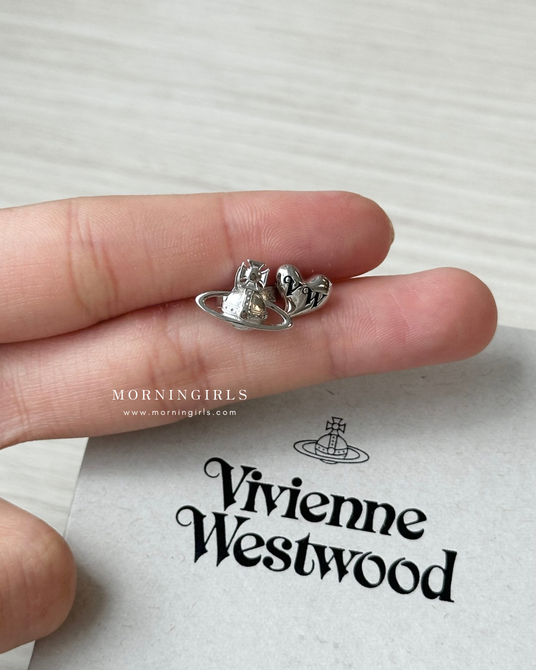 Vivienne Westwood Leodaria Earrings - Simple 925 Sterling Silver Vivienne Westwood Leodaria Earrings - Simple 925 Sterling Silver