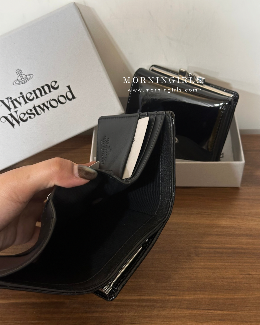 Vivienne Westwood Small Frame Wallet 漆皮黑 [年中折扣中!]