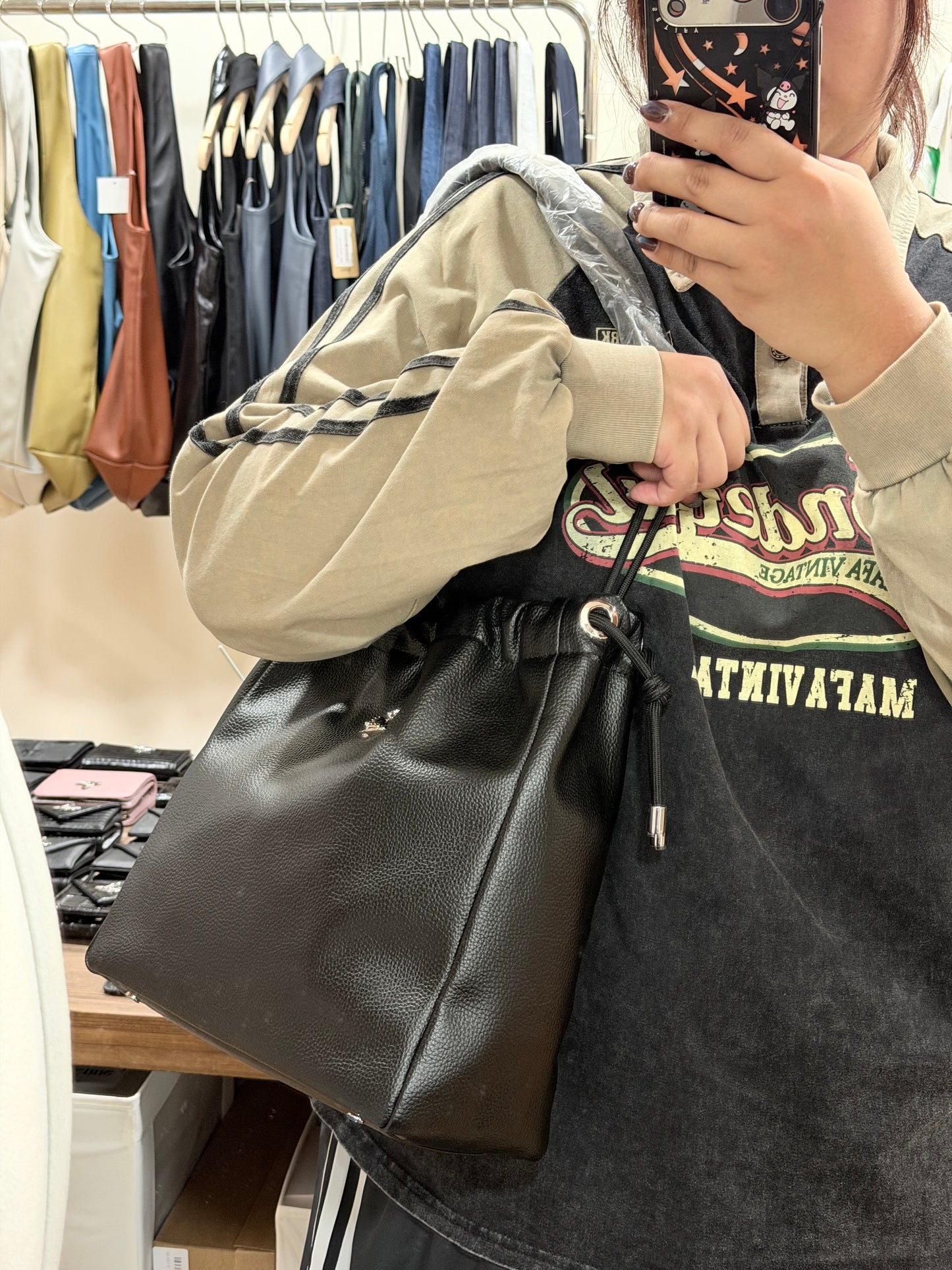 Vivienne Westwood Hilary Bucket Bag 超軟身黑銀荔枝皮 [新版3D Logo上架 英國年中優惠🇬🇧MEDIUM限量折扣中! 大容量方形小水桶]