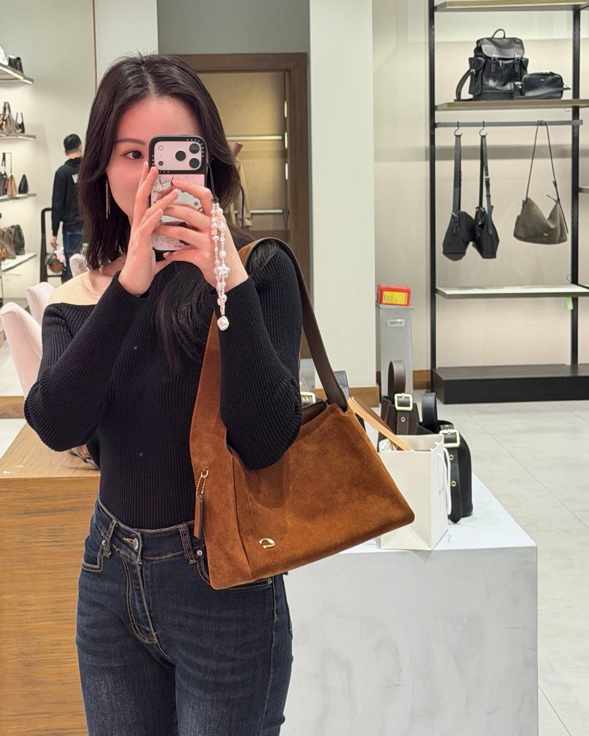Coach Lola Shoulder Bag［限時大折扣中!］