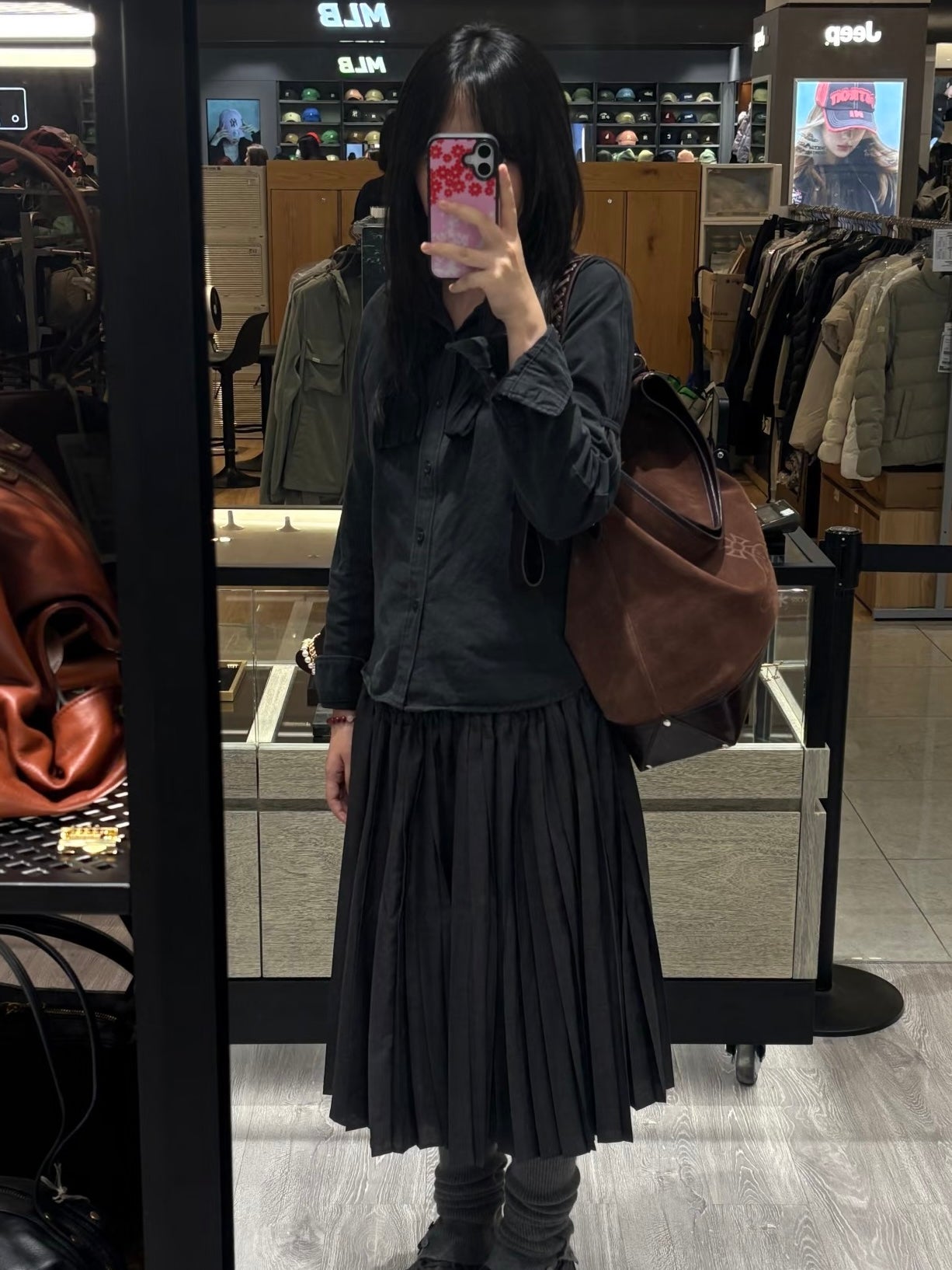 Vivienne Westwood Nancy Hobo Bag 秋冬必備猄皮[已停產超大容量流浪袋