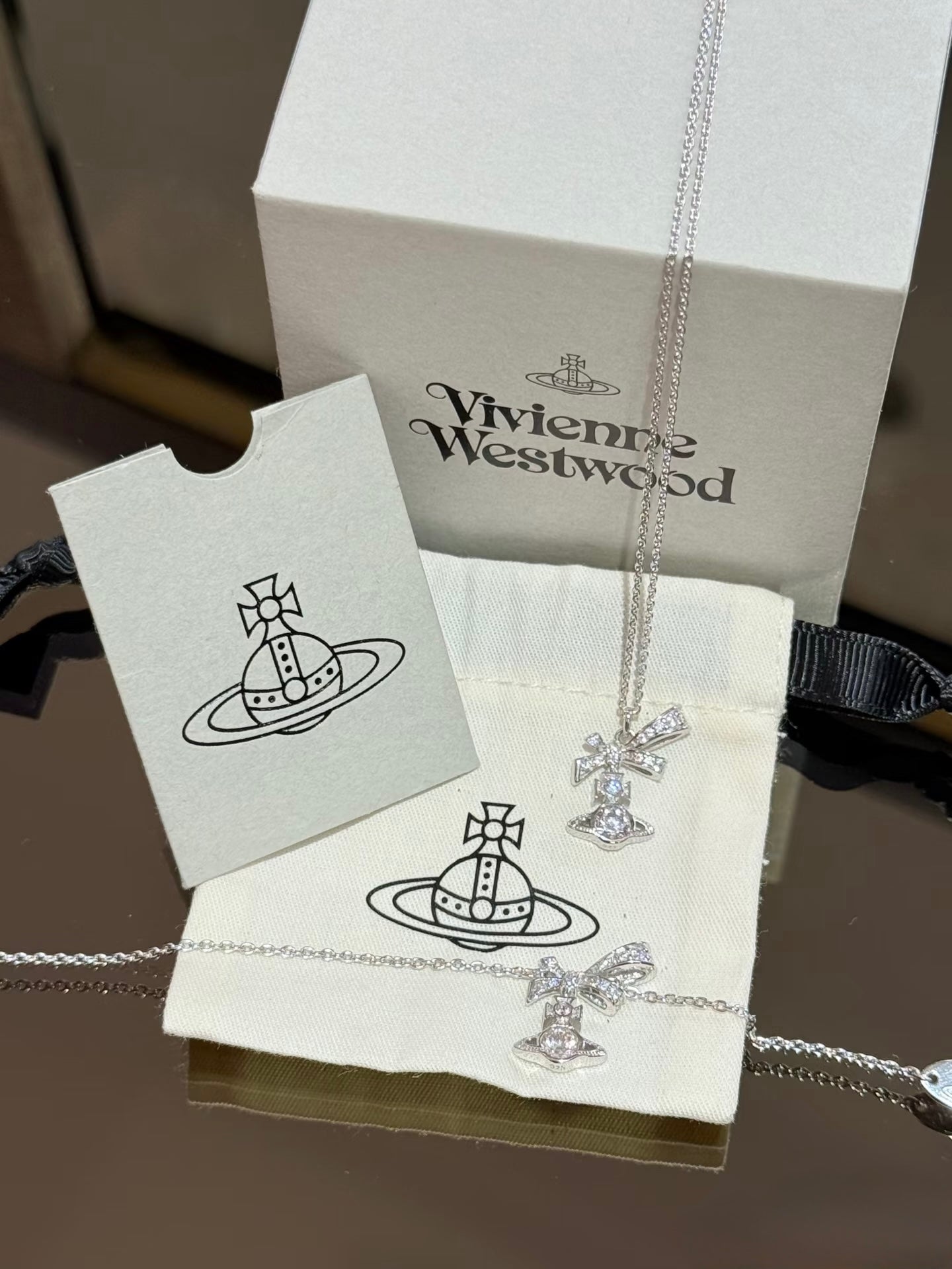 Vivienne Westwood Angelique Pendant Necklace 可愛蝴蝶結星球 925純銀 [最新上架 頸鏈手鏈耳環同步發售!]