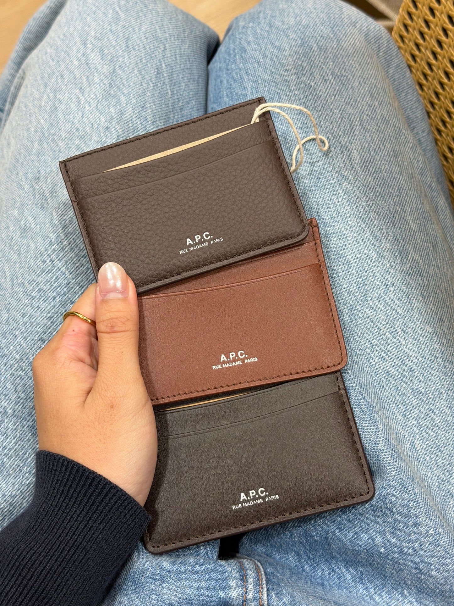 APC Andre Cardholder