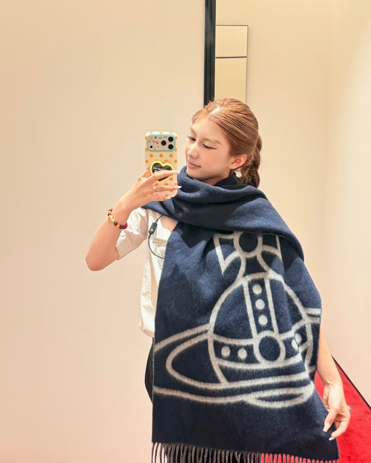 Vivienne Westwood Reversible ORB Logo Scarf 大尺寸雙面頸巾 (100% wool) [2026最新顏色上架! 多造型可當披肩超親膚]