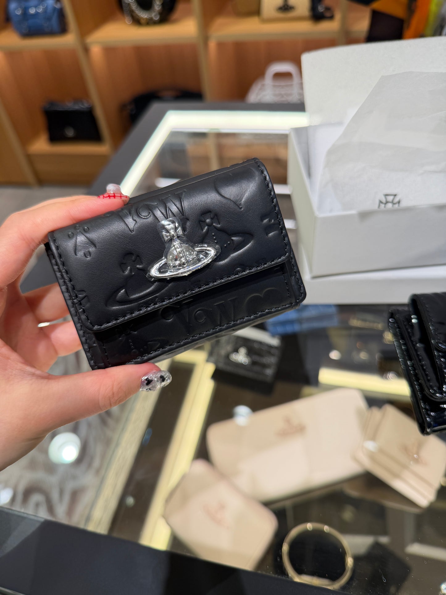 Vivienne Westwood 型格星球壓紋系列 日本限定 [日本直送]