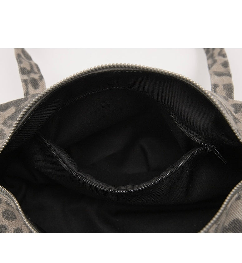 韓國選物🇰🇷Rolarola Maison De Rola Stud Leopard Duffle Bag 窩釘豹紋圓筒袋［張員瑛PICK! 復古搖滾風格 個性感滿滿!］