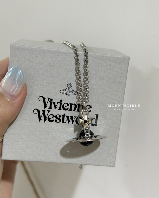 Vivienne Westwood ORB Pendant Crystal Necklace 2026最新限定黑色星球