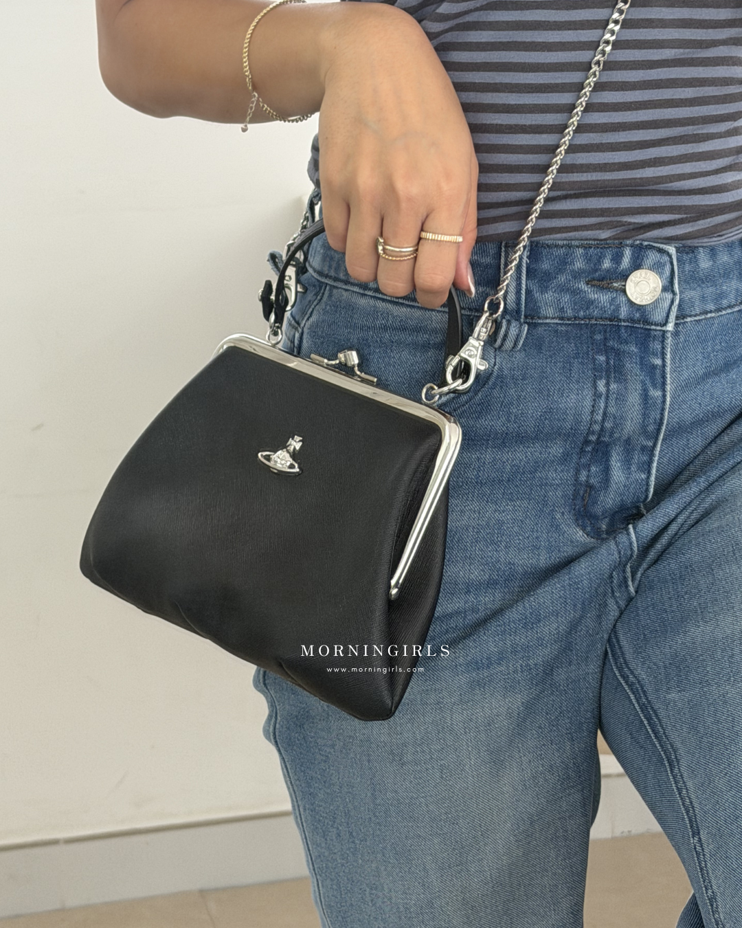 Vivienne Westwood Granny Frame Purse classic dumpling bag black cross pattern [anti-scratch!]