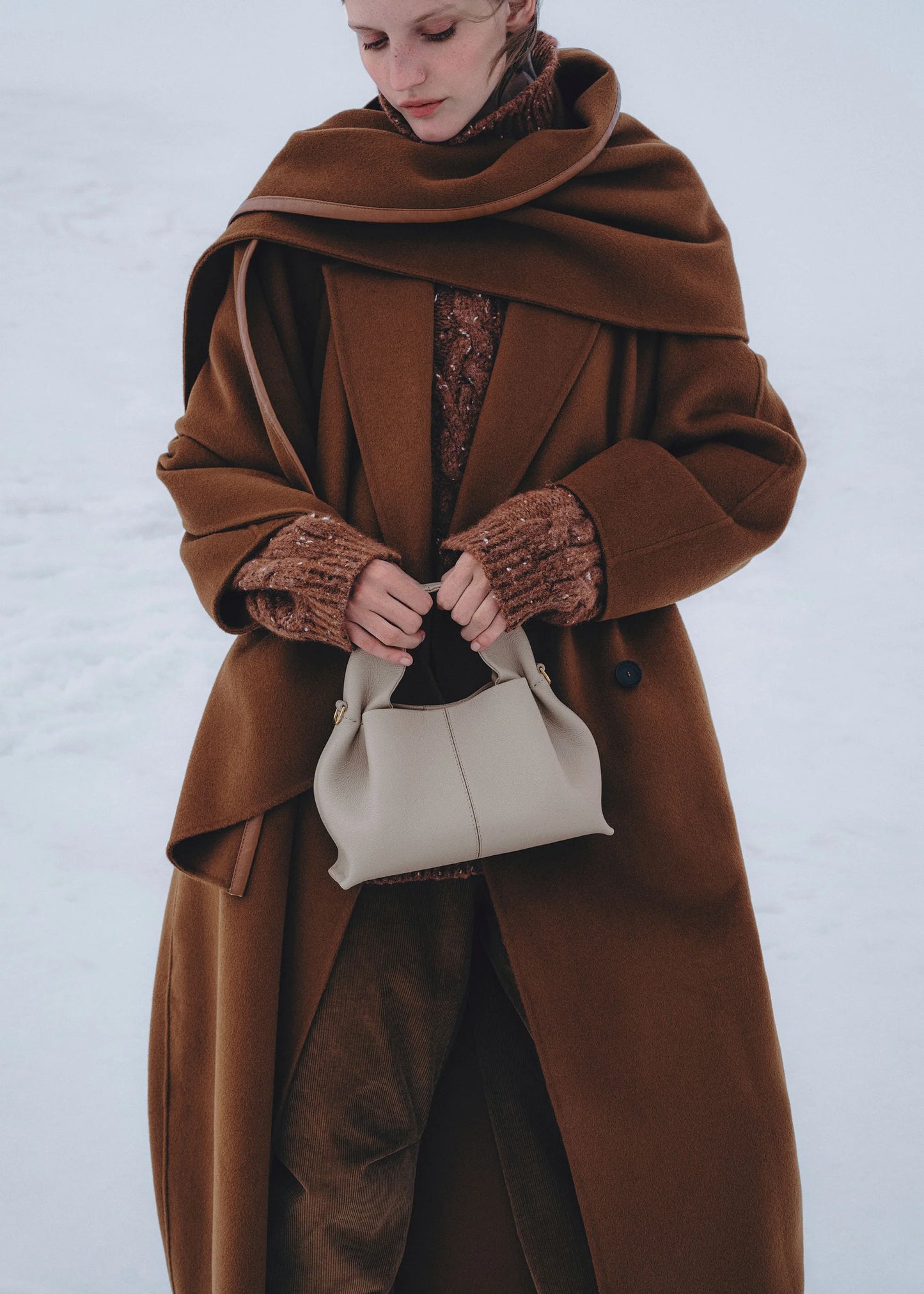 Polene Number Ten Half Moon Bag [Best Selling Style]