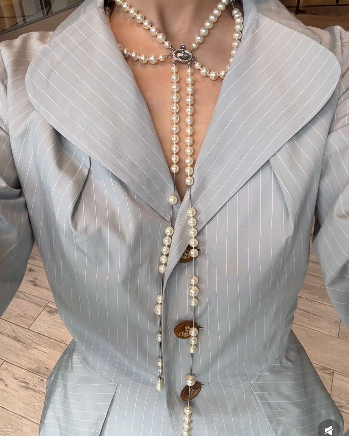 Vivienne Westwood Broken Pearl Necklace 破碎珍珠頸鏈