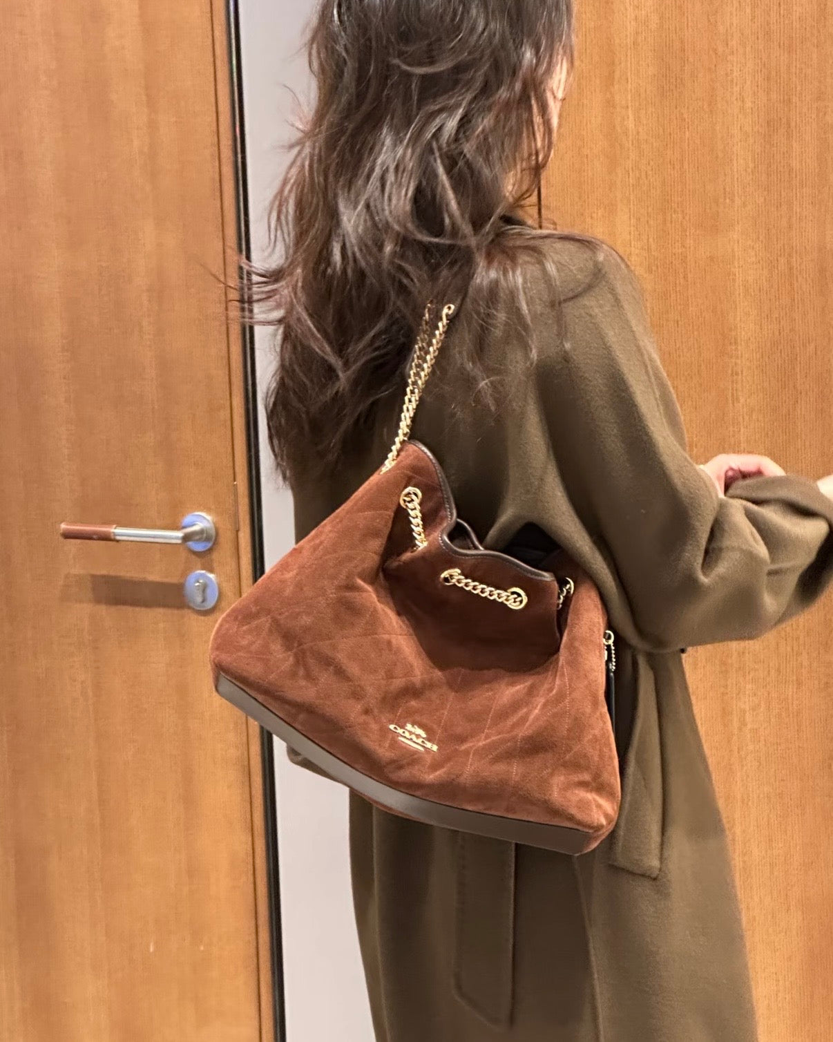 Coach Evelyn 流浪袋［絕美麂皮配色 黃金尺寸專櫃6折購入］