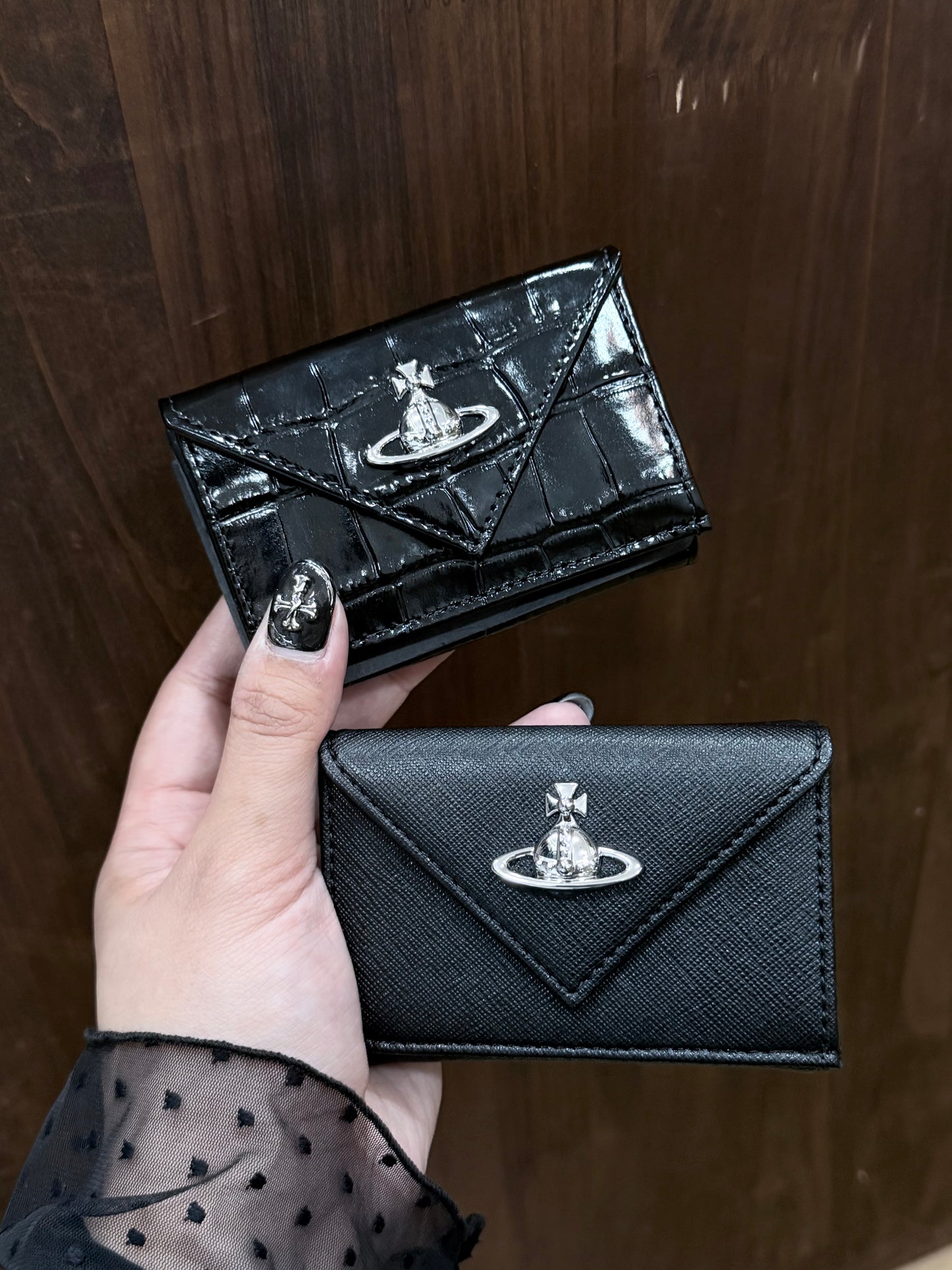 Vivienne Westwood Envelope Mini Wallet 掌心小銀包 [最新黑銀十字紋&鱷魚皮上架 小尺寸銀包推介!]