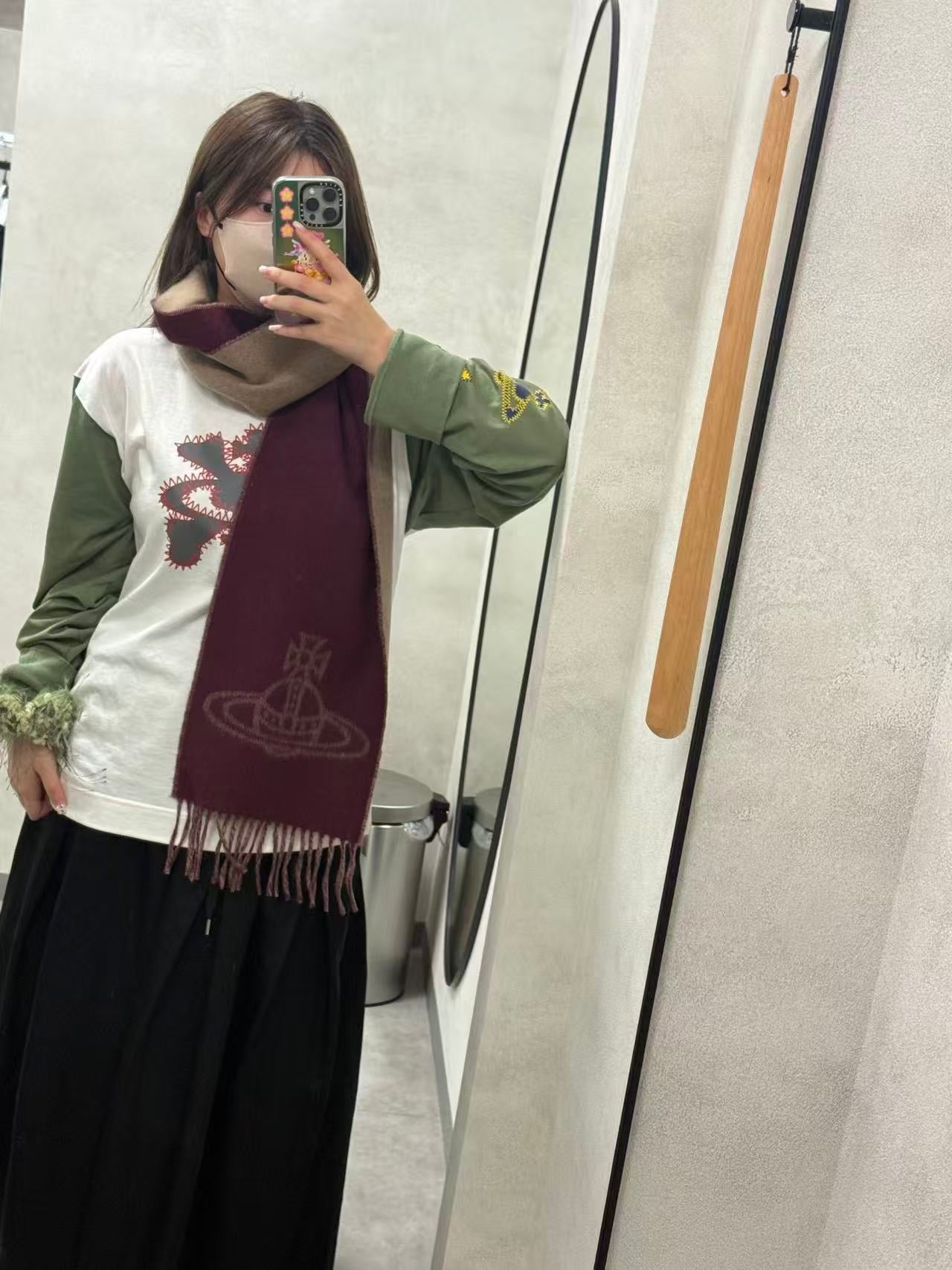 Vivienne Westwood Double ORB Logo Scarf (100% wool) [Black and brown are best-selling! Japanese version, made in Italy!] 