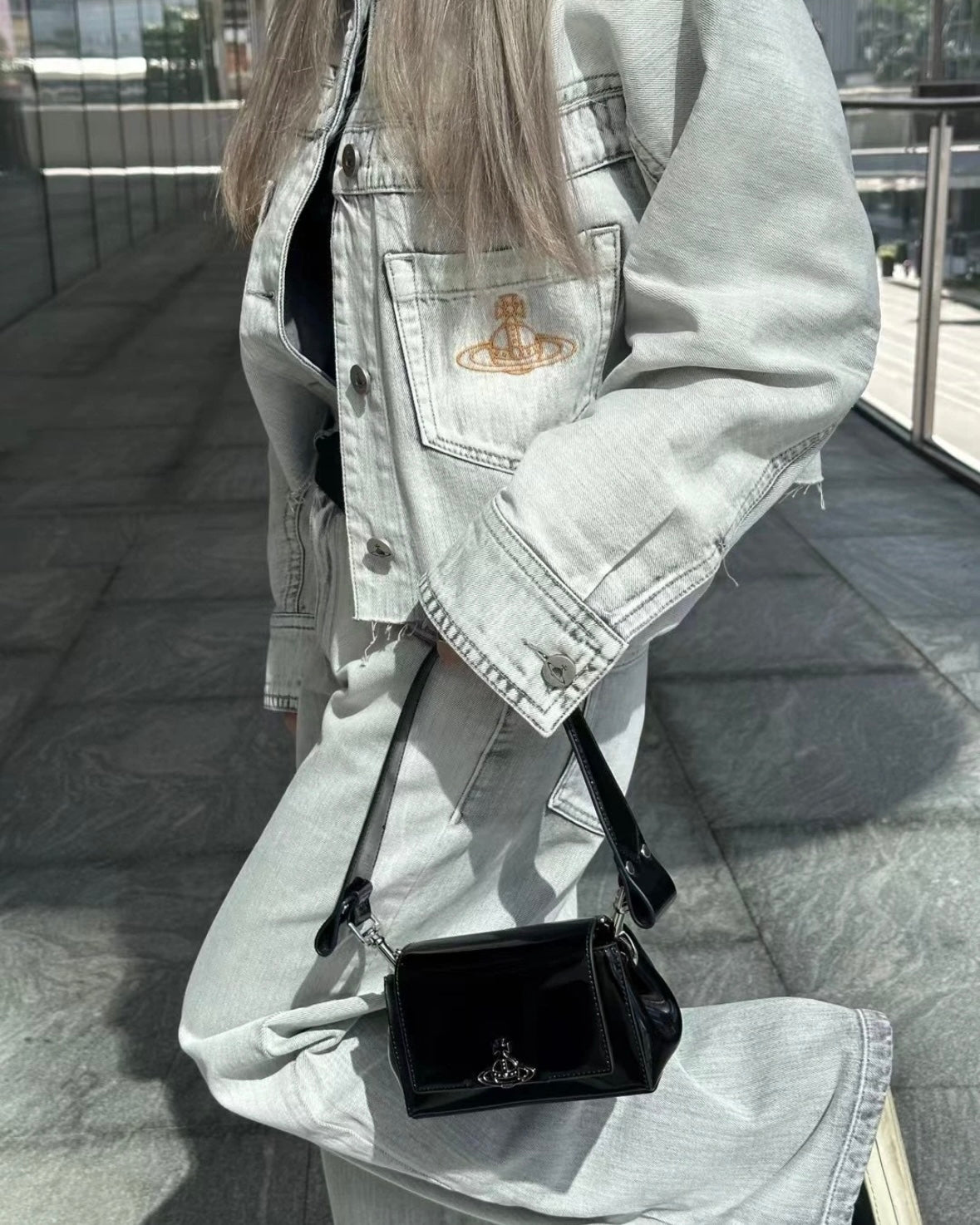 Vivienne Westwood Hazel Handbag 漆皮黑［WEEKEND CRAZY SALE! SMALL一個即免運費 11/5晚準時截單!］